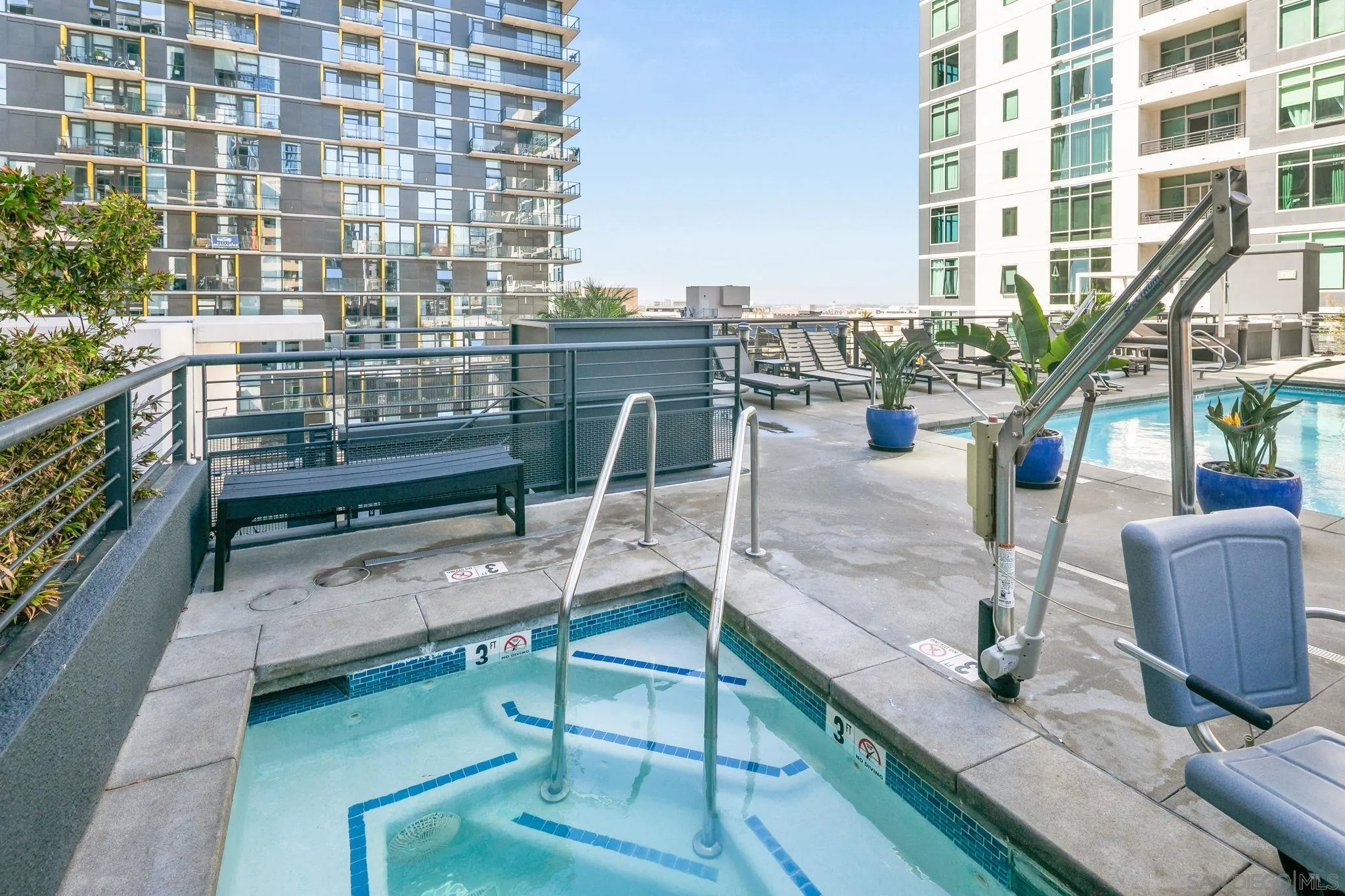 https://cdn.realtyfeed.com/cdn/127/260024041/d631f70323e35c4f97a82a5934efe020.webp