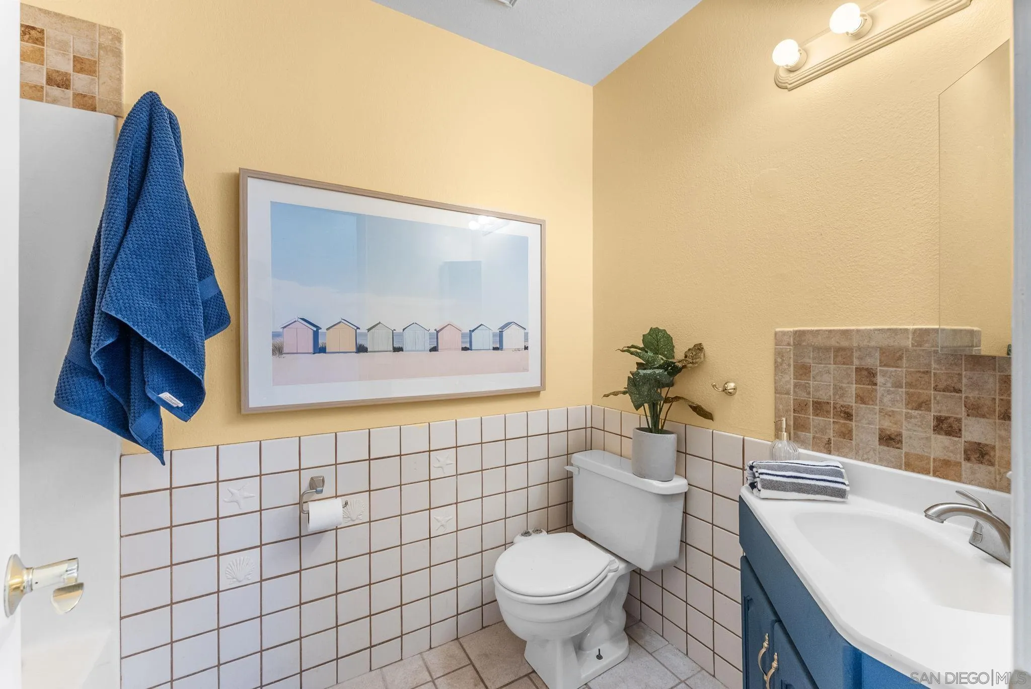 https://cdn.realtyfeed.com/cdn/127/260024044/0fb4790b1494fba78f3adffd2967baaa.webp
