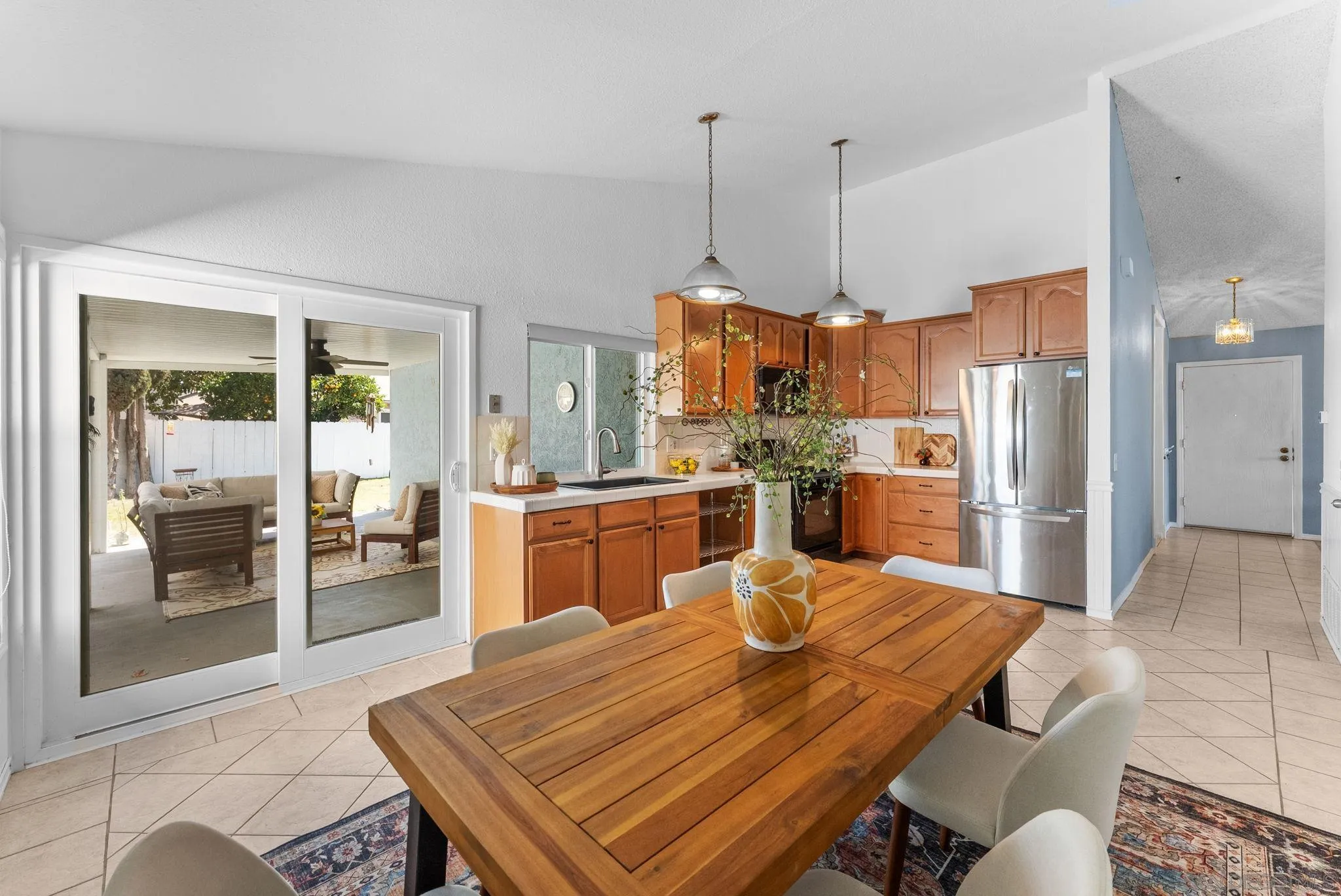 https://cdn.realtyfeed.com/cdn/127/260024044/32fdee925739e953a1aa4ae0f52bc9a8.webp