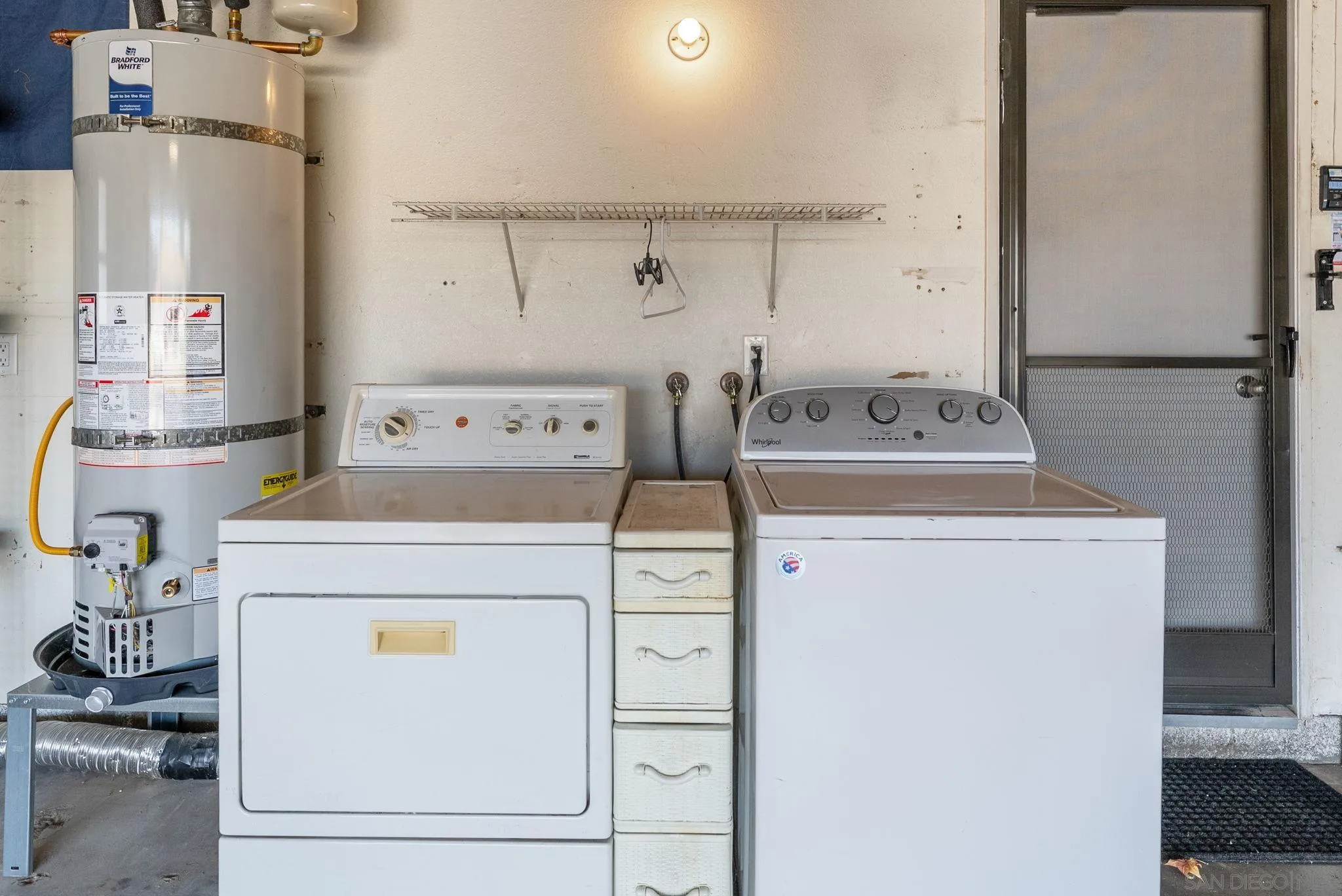 https://cdn.realtyfeed.com/cdn/127/260024044/797200e99ac45a6f762ecdebeb1158f4.webp