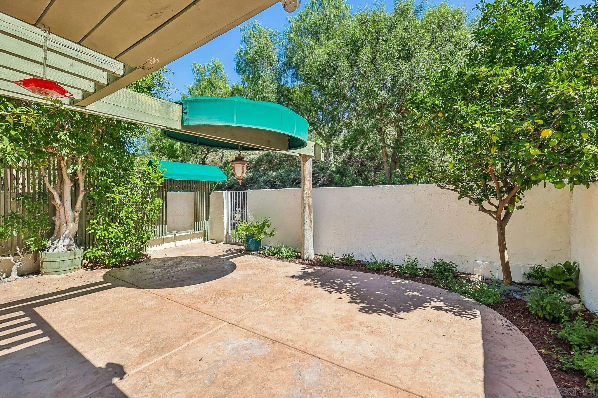 https://cdn.realtyfeed.com/cdn/127/260024045/6190031e556d98afb4a4c1307d26e403.webp