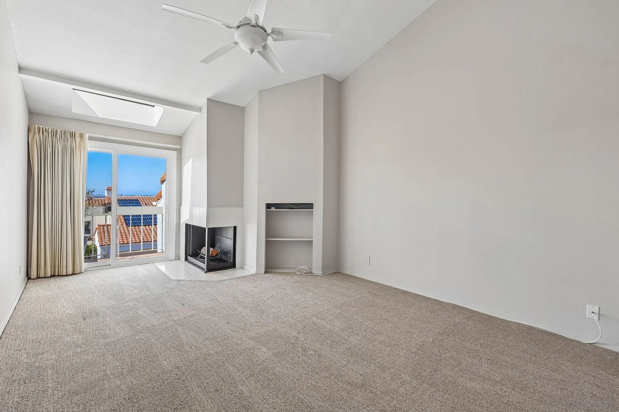 https://cdn.realtyfeed.com/cdn/127/260024045/9ea327b93c5cef2a758f41195ed92a14.webp