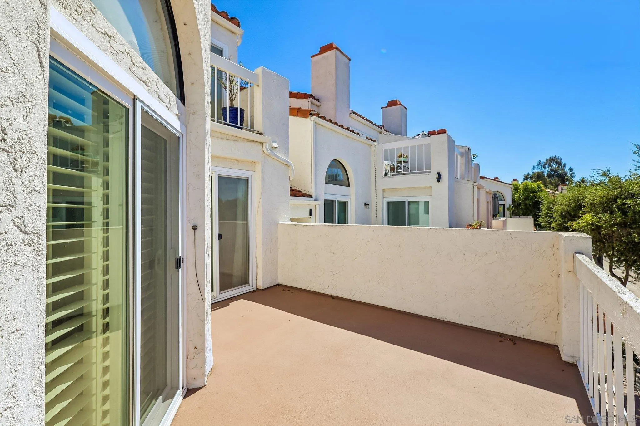https://cdn.realtyfeed.com/cdn/127/260024045/a397280f67ba173080ff3d208c9bcd3a.webp