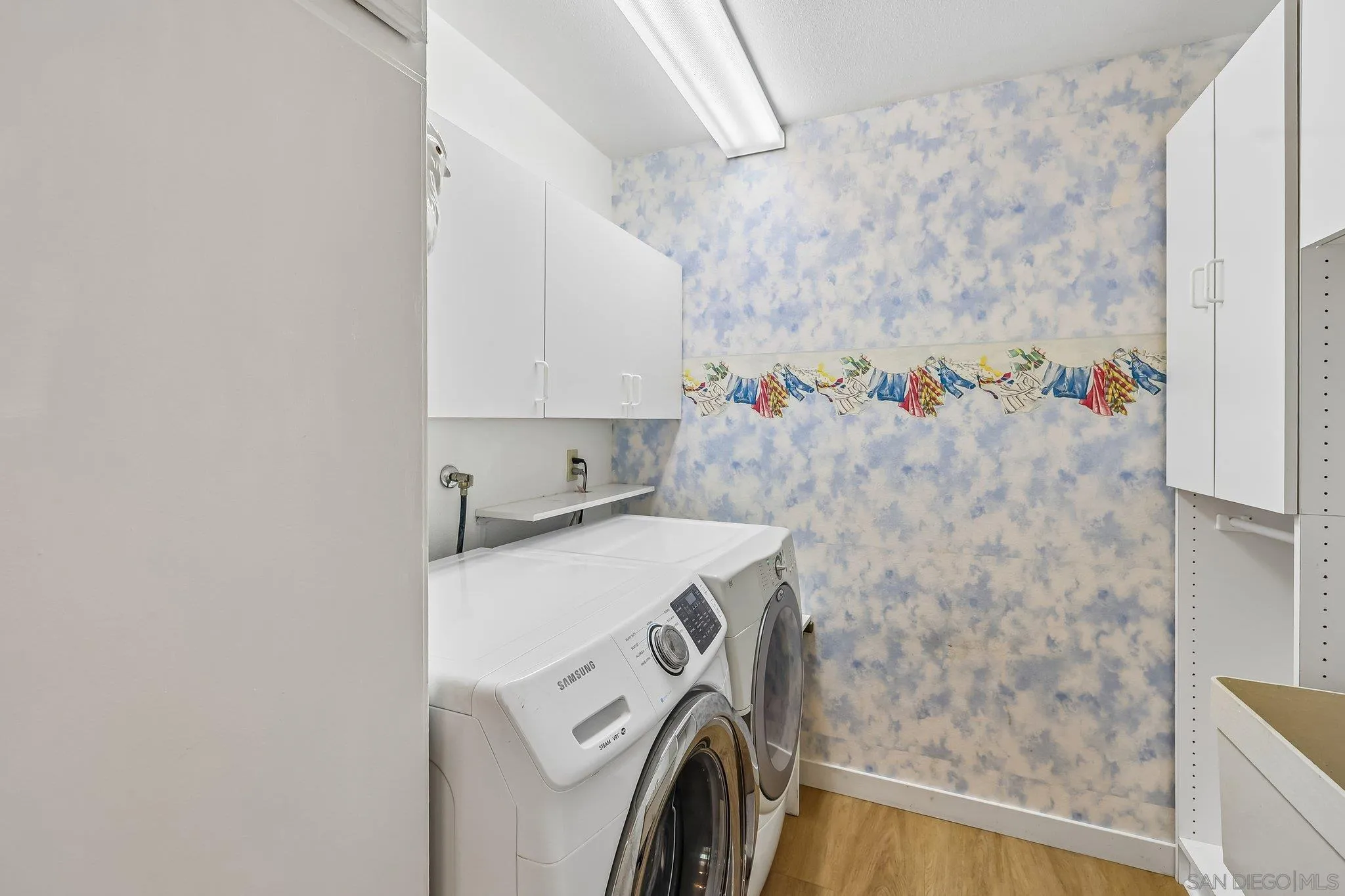 https://cdn.realtyfeed.com/cdn/127/260024045/d0640bb9289aaa9f0c10cc9138b6721a.webp