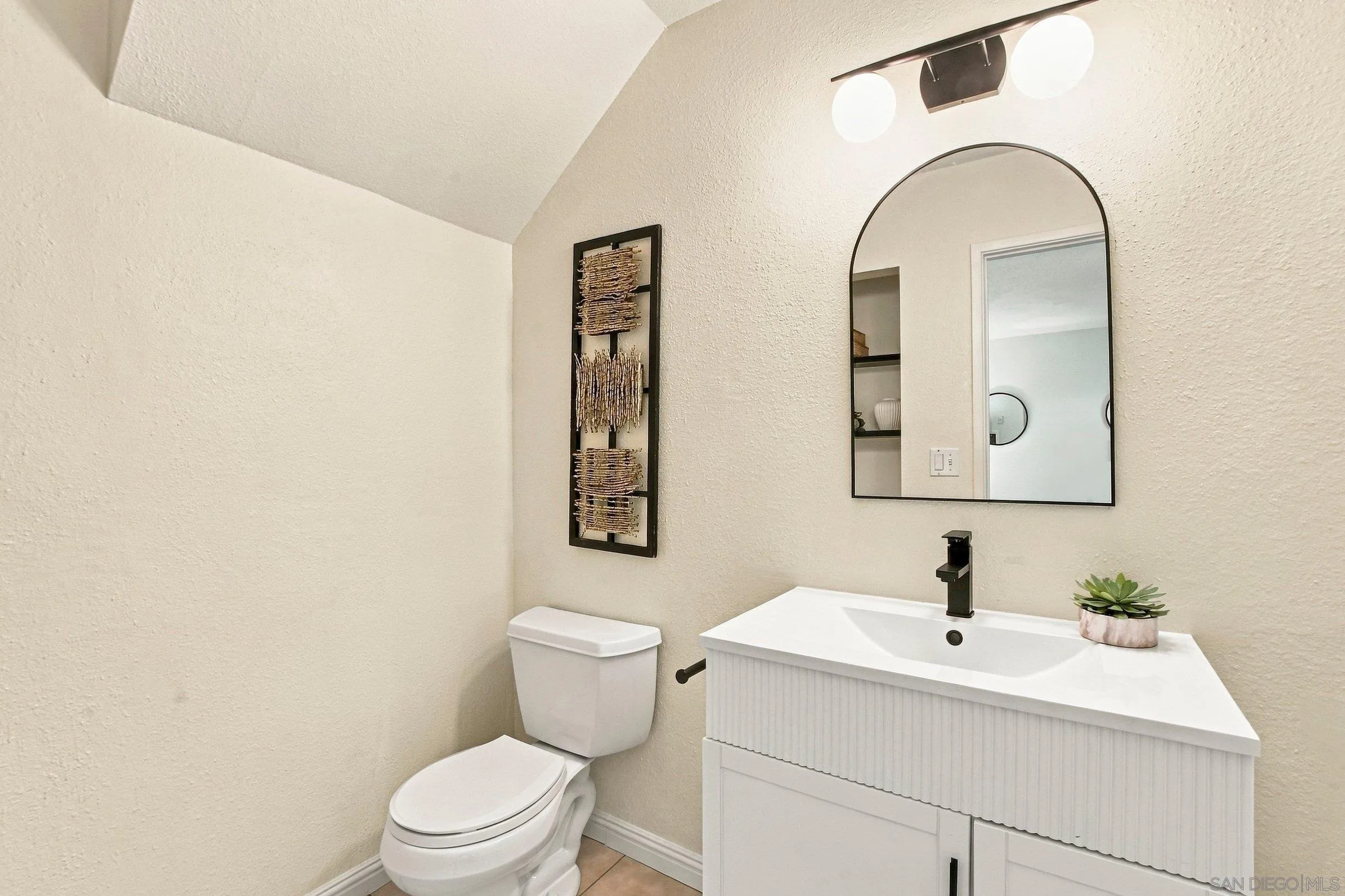 https://cdn.realtyfeed.com/cdn/127/260024047/07cf86b9ecbf9e2dab682affb6179449.webp