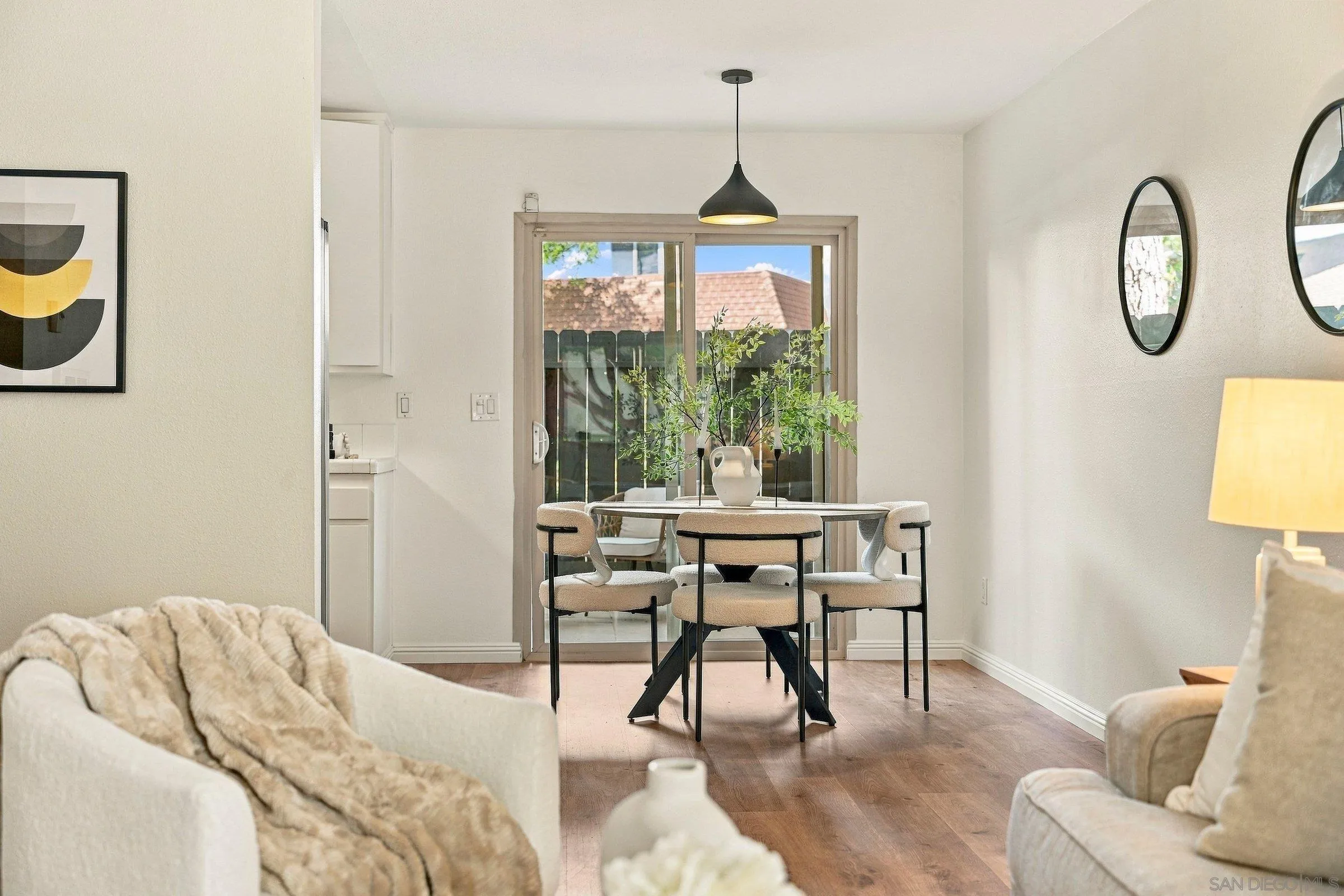 https://cdn.realtyfeed.com/cdn/127/260024047/5c7bd1df4b115decbce2ac7db28ff3e8.webp