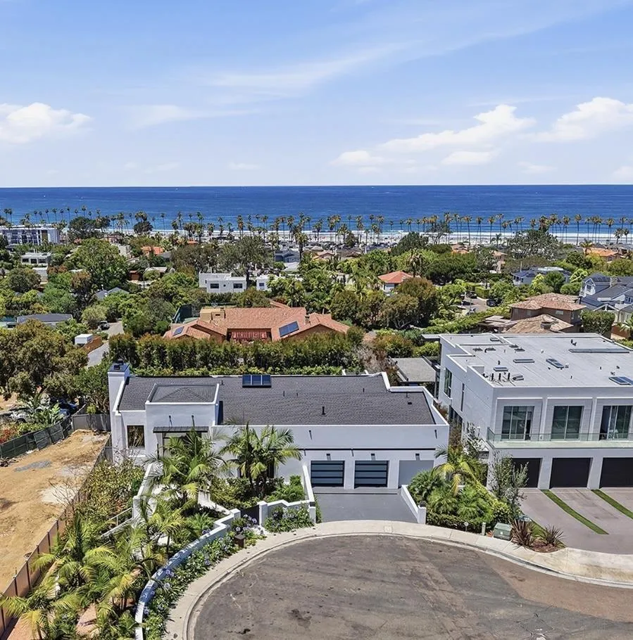 https://cdn.realtyfeed.com/cdn/127/260024049/7ef35e612f6b22b141d82d3e0748ee41.webp