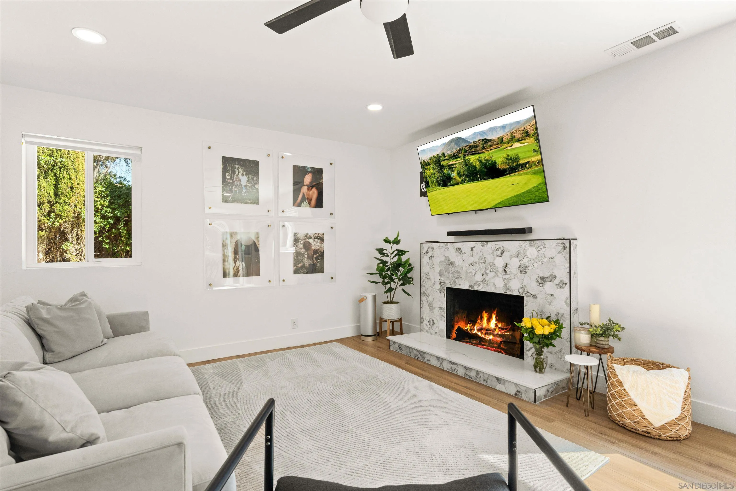 https://cdn.realtyfeed.com/cdn/127/260024064/016f9b141b1c7ed9e27d8dc1cd9fb740.webp
