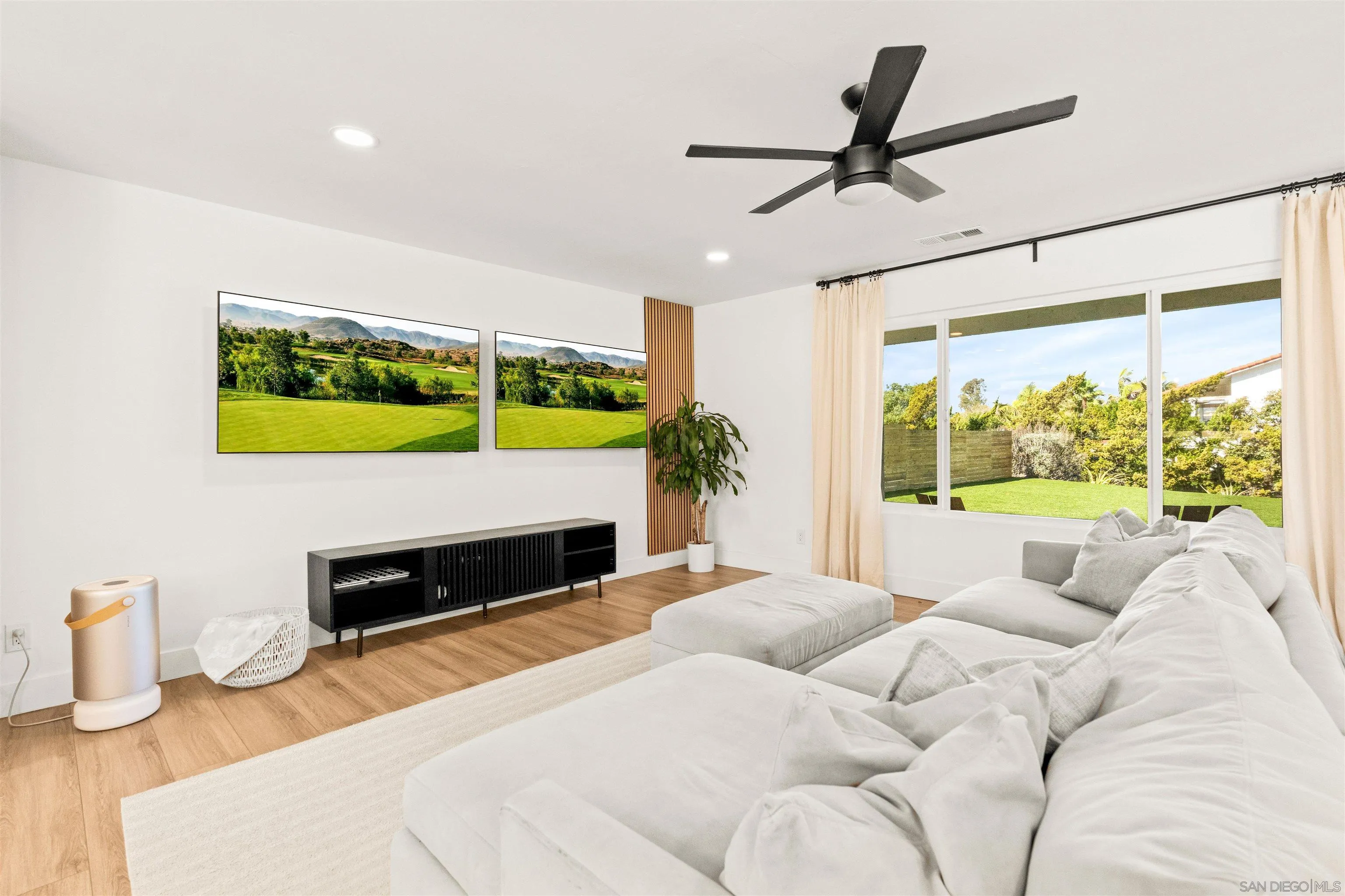 https://cdn.realtyfeed.com/cdn/127/260024064/65f1a85d852df4948be93224248c834c.webp