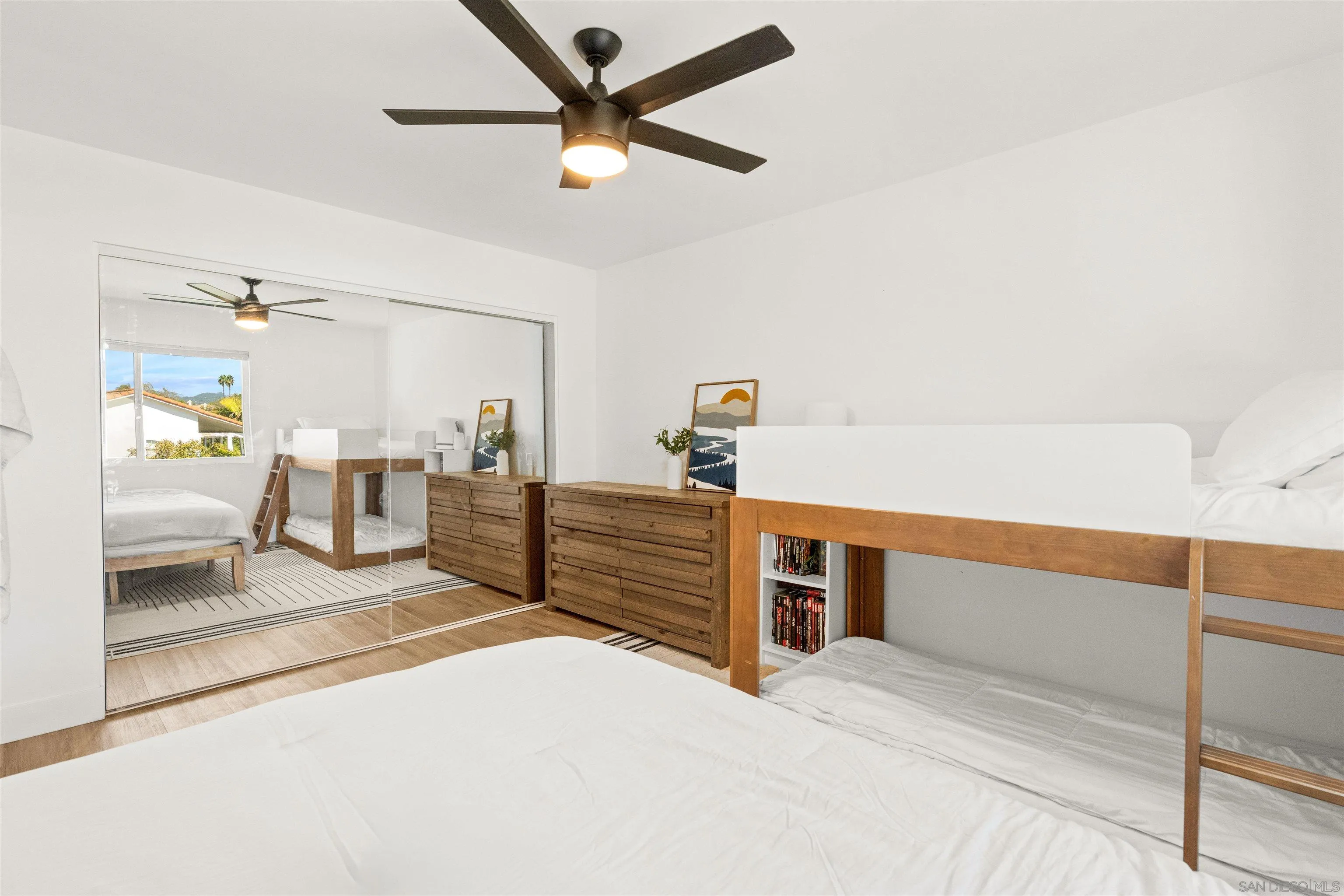 https://cdn.realtyfeed.com/cdn/127/260024064/d66114ce9607f8fc5f91768e2c53869a.webp