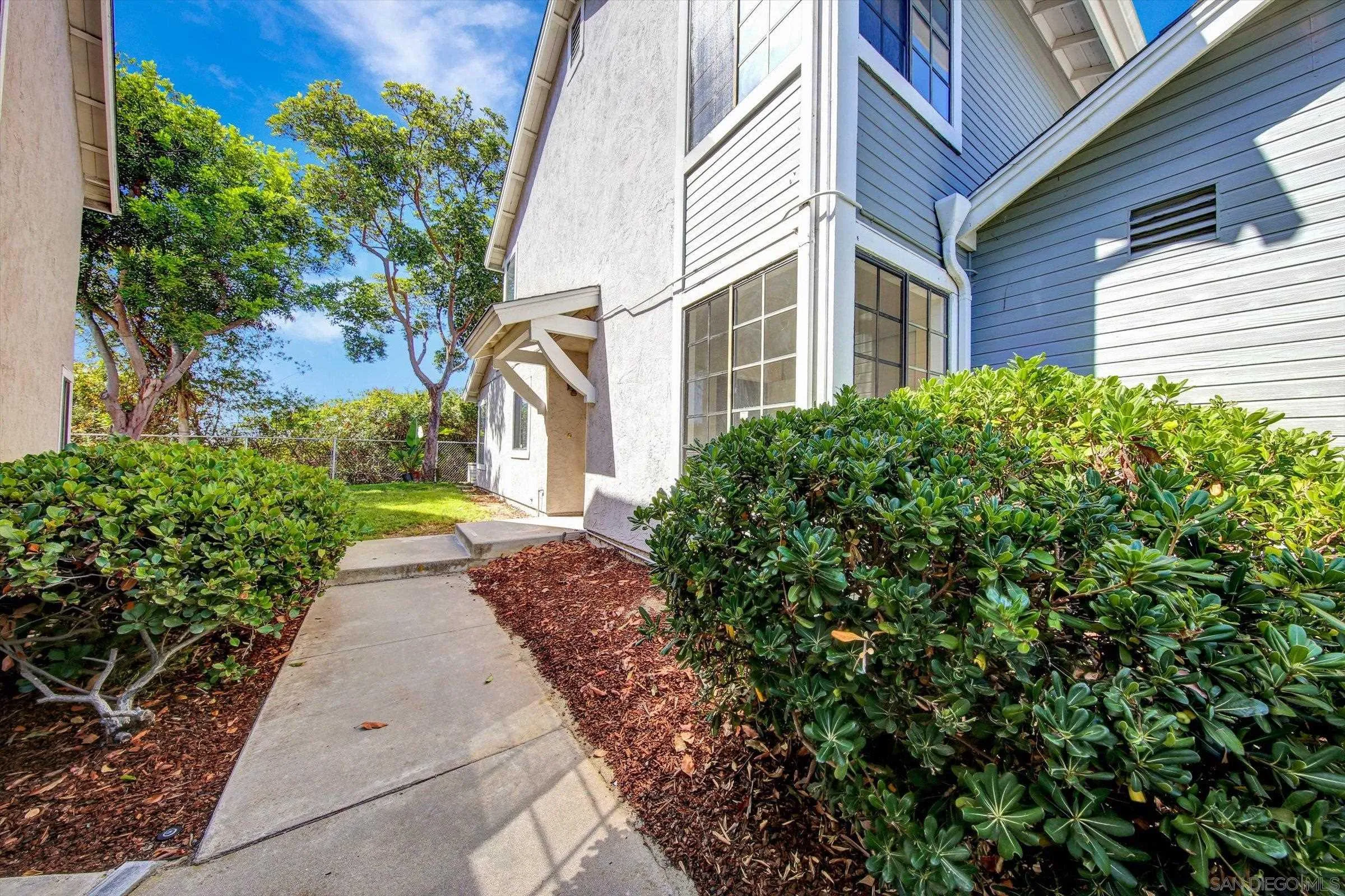 https://cdn.realtyfeed.com/cdn/127/260024066/2d9dc135f3820a6477d1fcbadfe8f2ca.webp