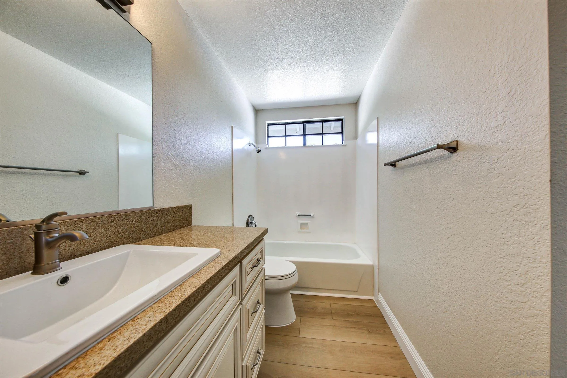 https://cdn.realtyfeed.com/cdn/127/260024066/32f95e55e3151ef2a58dd5b800567f90.webp