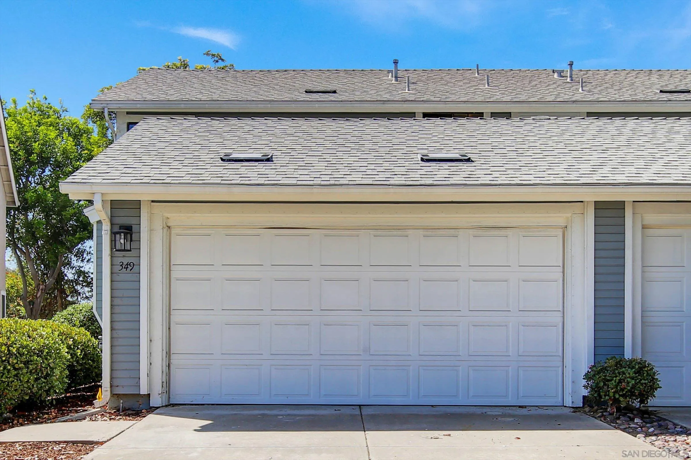 https://cdn.realtyfeed.com/cdn/127/260024066/e5d09282535b40227f424bc88e4357f0.webp