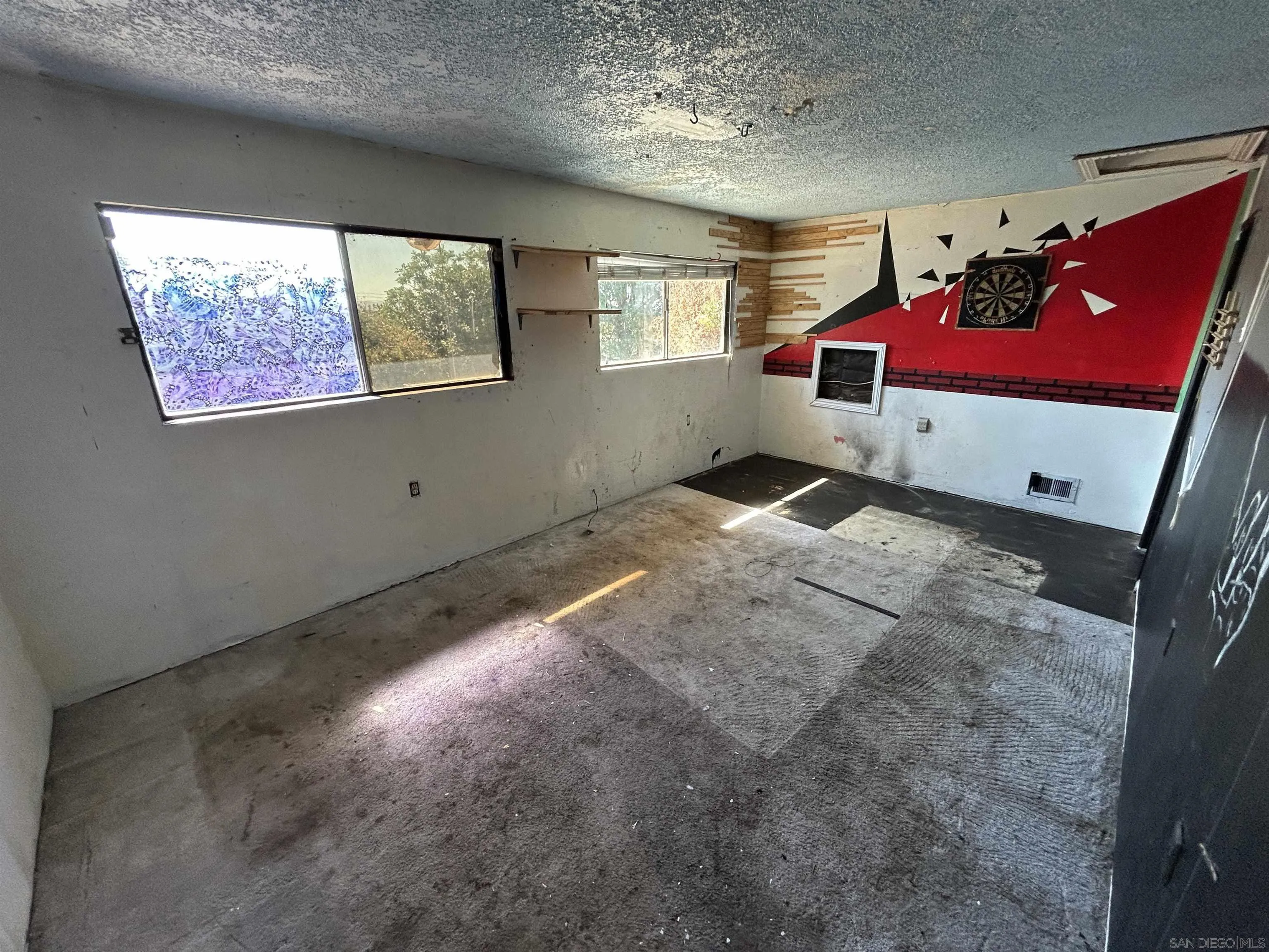https://cdn.realtyfeed.com/cdn/127/260024068/9f3b4d6dd45c54ed77e0eda048675e9b.webp