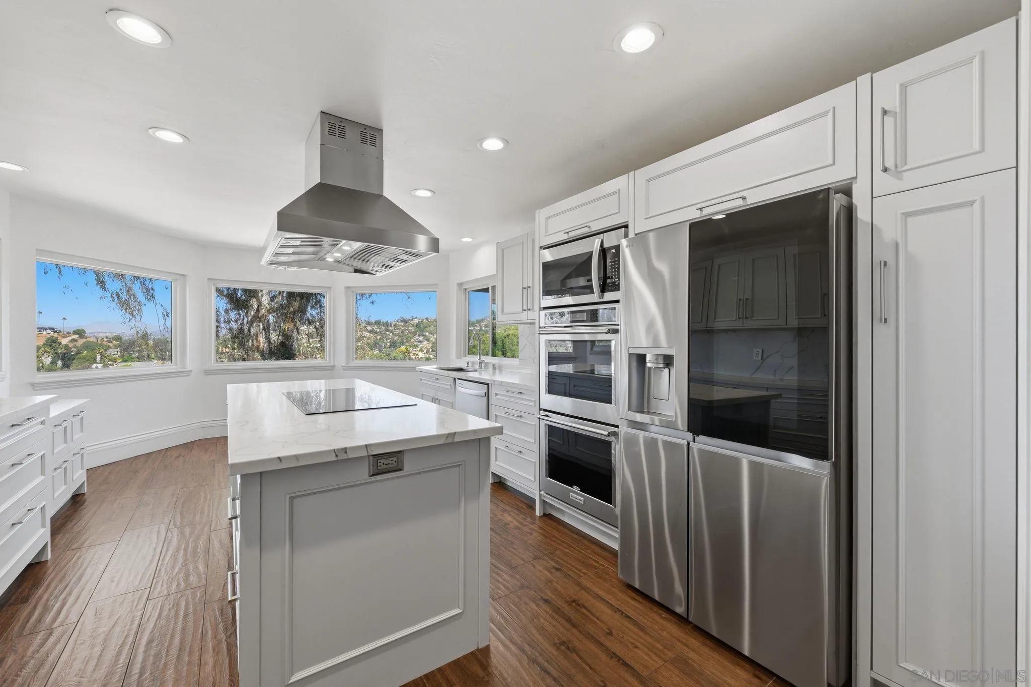 https://cdn.realtyfeed.com/cdn/127/260024070/23dfc5c1da7ea6ed0af658b8c87b9b7f.webp