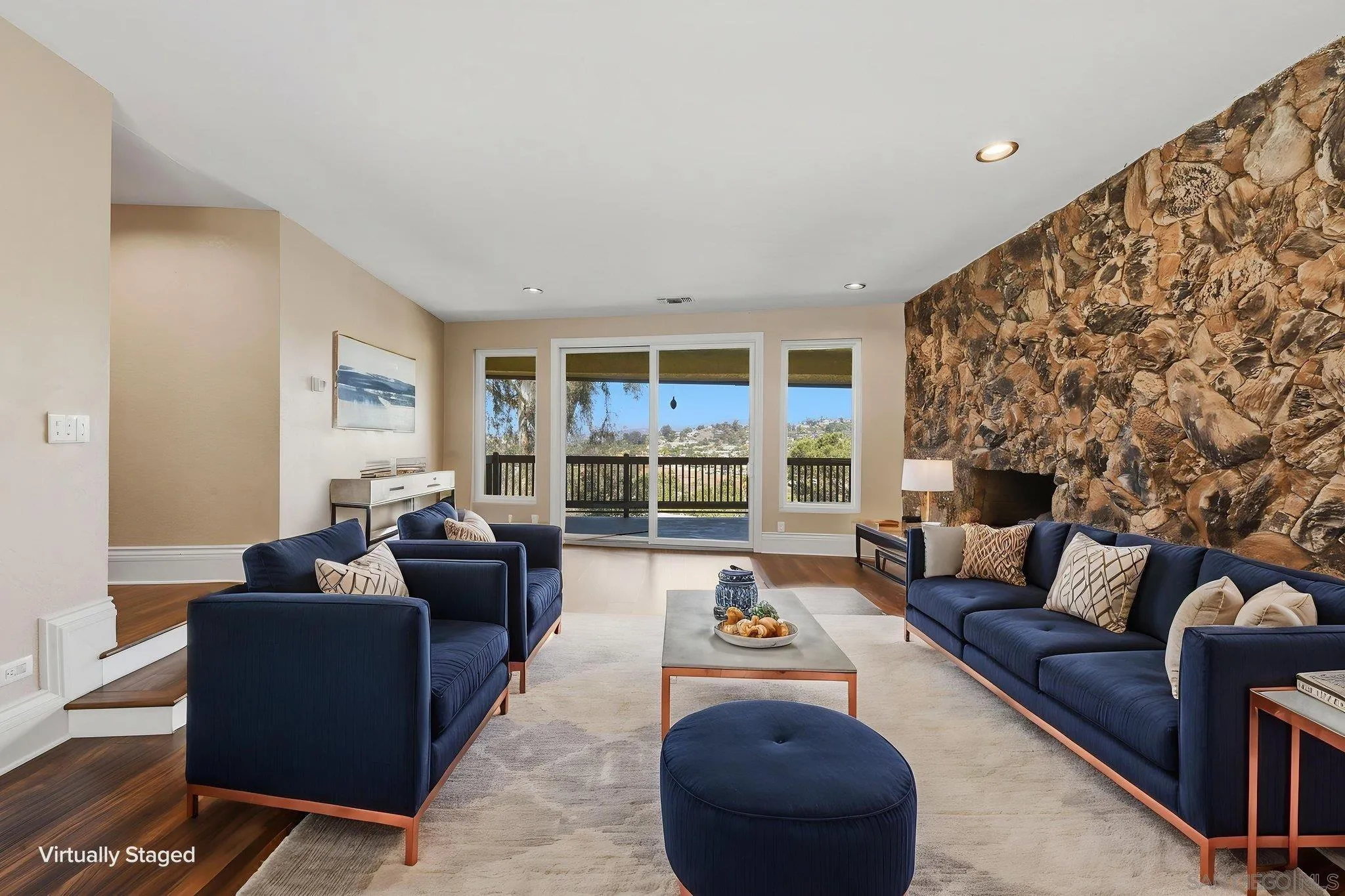 https://cdn.realtyfeed.com/cdn/127/260024070/88da96a59c1ed8040cbe62311ae3f16b.webp