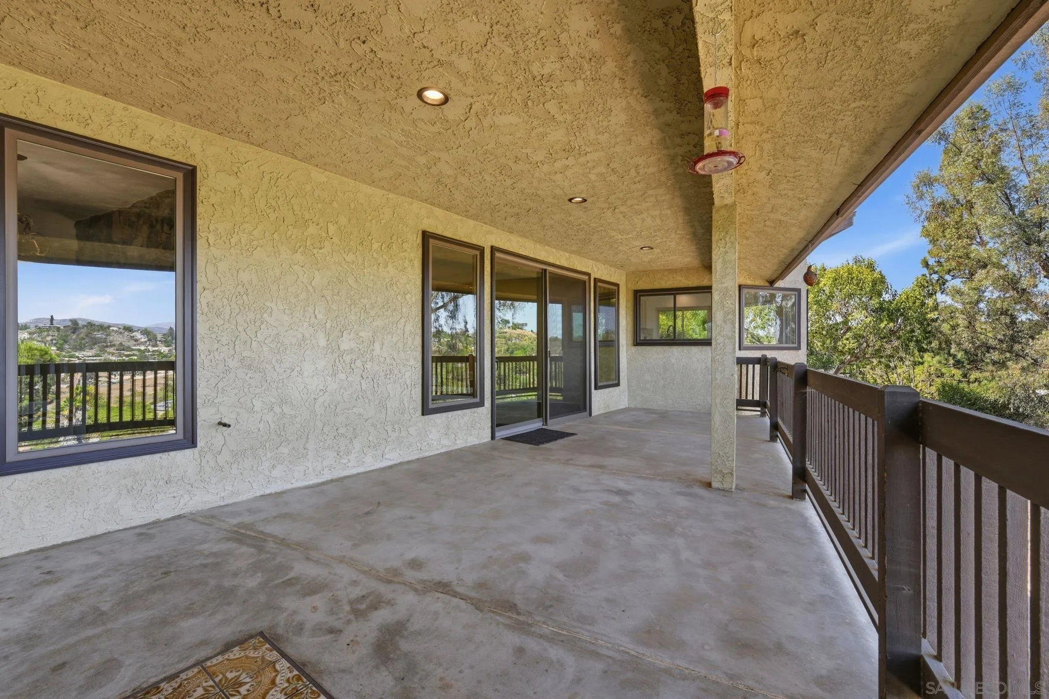 https://cdn.realtyfeed.com/cdn/127/260024070/d0991c4806bfde8fe49b33cedfe444c4.webp