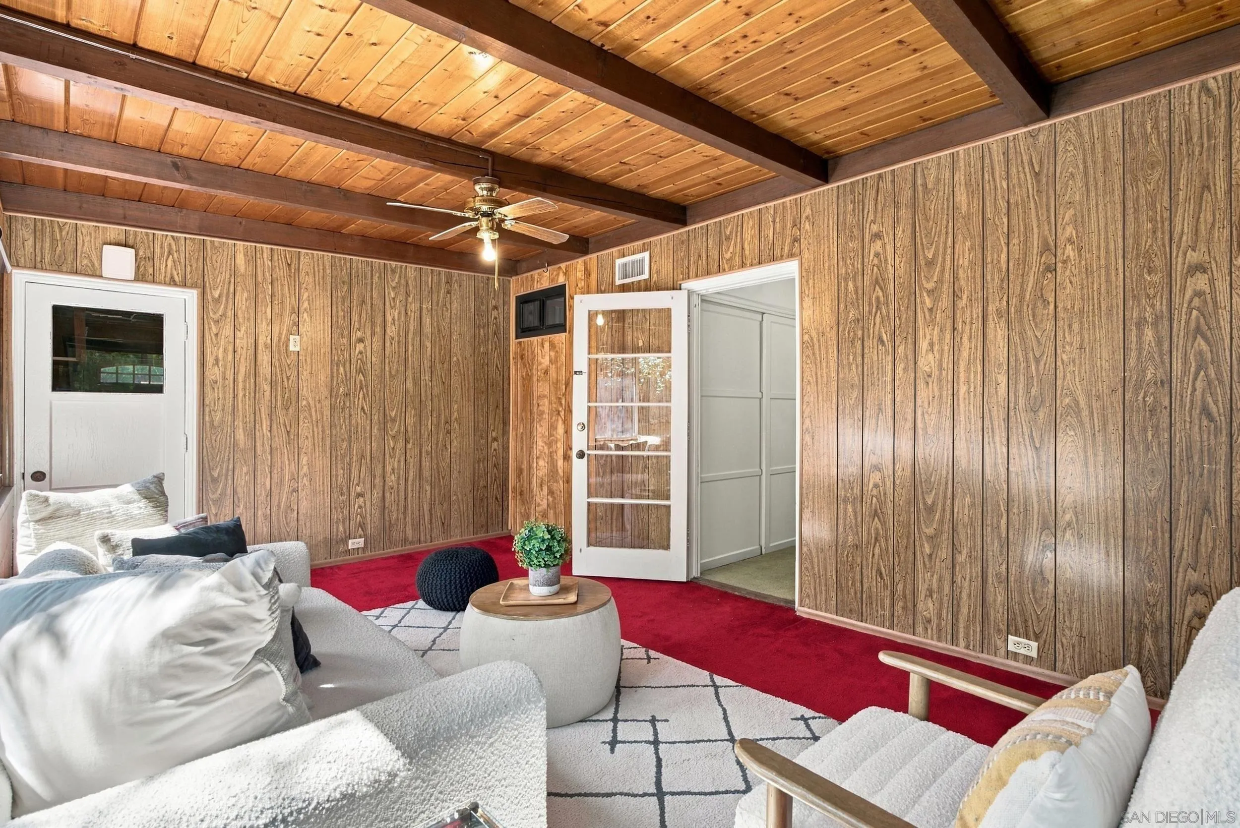 https://cdn.realtyfeed.com/cdn/127/260024071/165f37ff976288de2066f609d822c2ec.webp