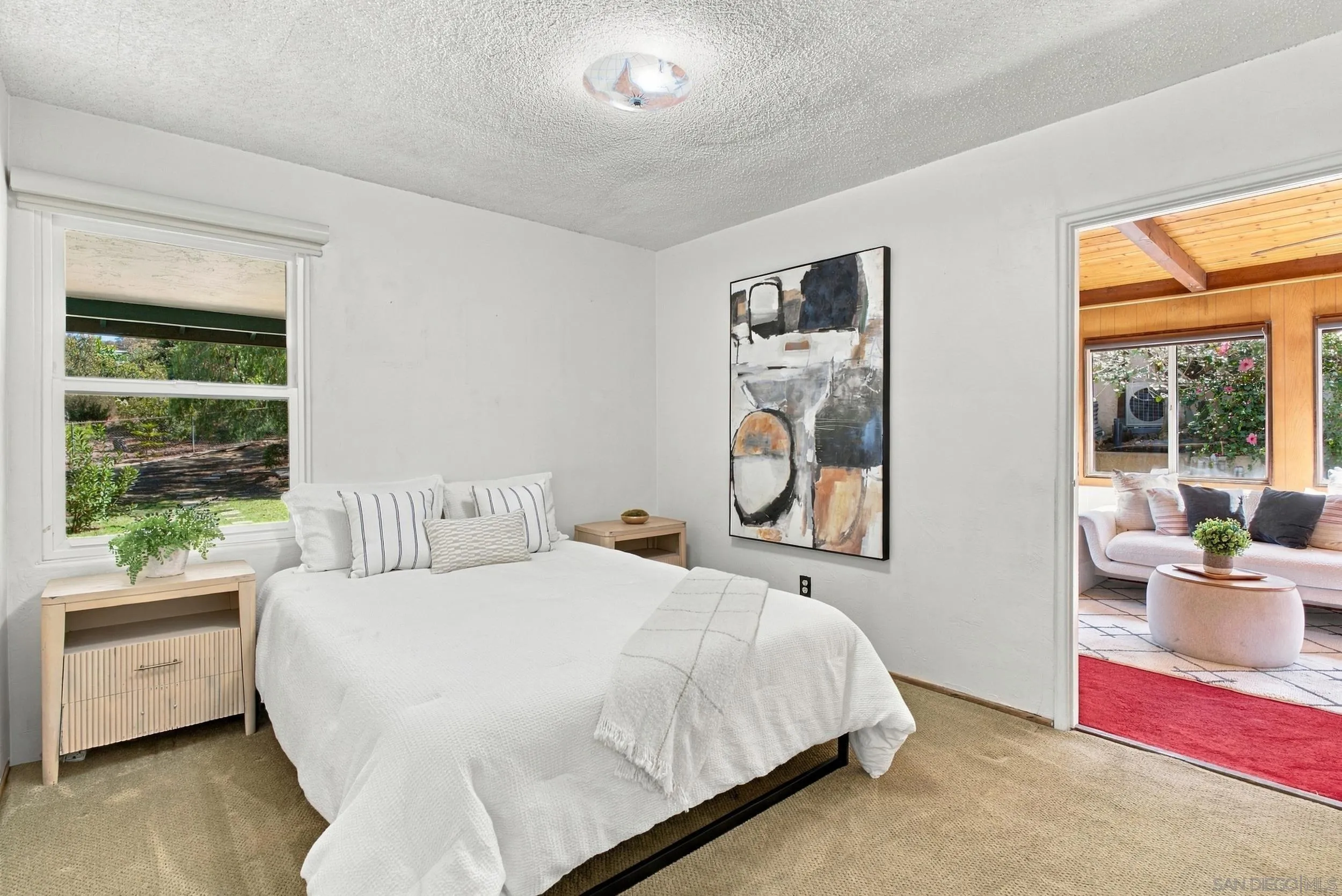 https://cdn.realtyfeed.com/cdn/127/260024071/1b9f025c22f3e3373f5a3a9eac95e315.webp