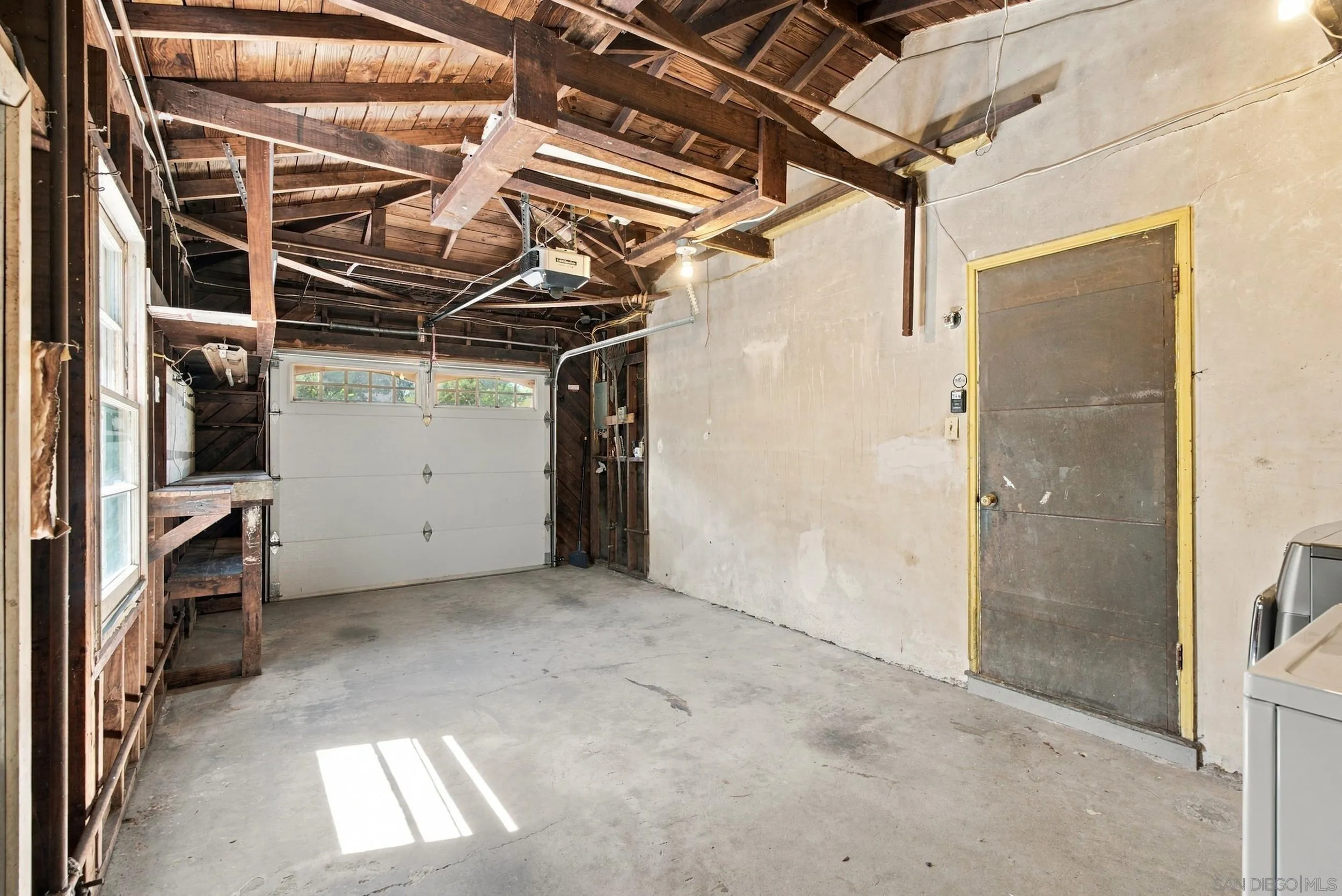 https://cdn.realtyfeed.com/cdn/127/260024071/2a7836f6e7895923be12781edf49c06f.webp
