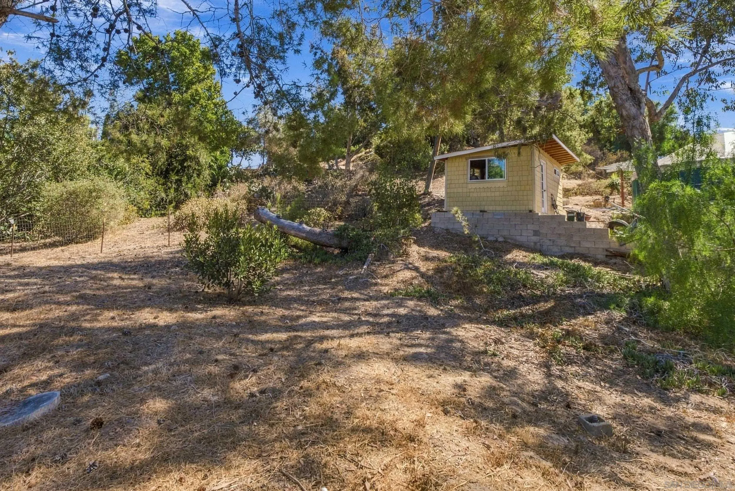 https://cdn.realtyfeed.com/cdn/127/260024071/442c30661383826200da46cd60462d6d.webp