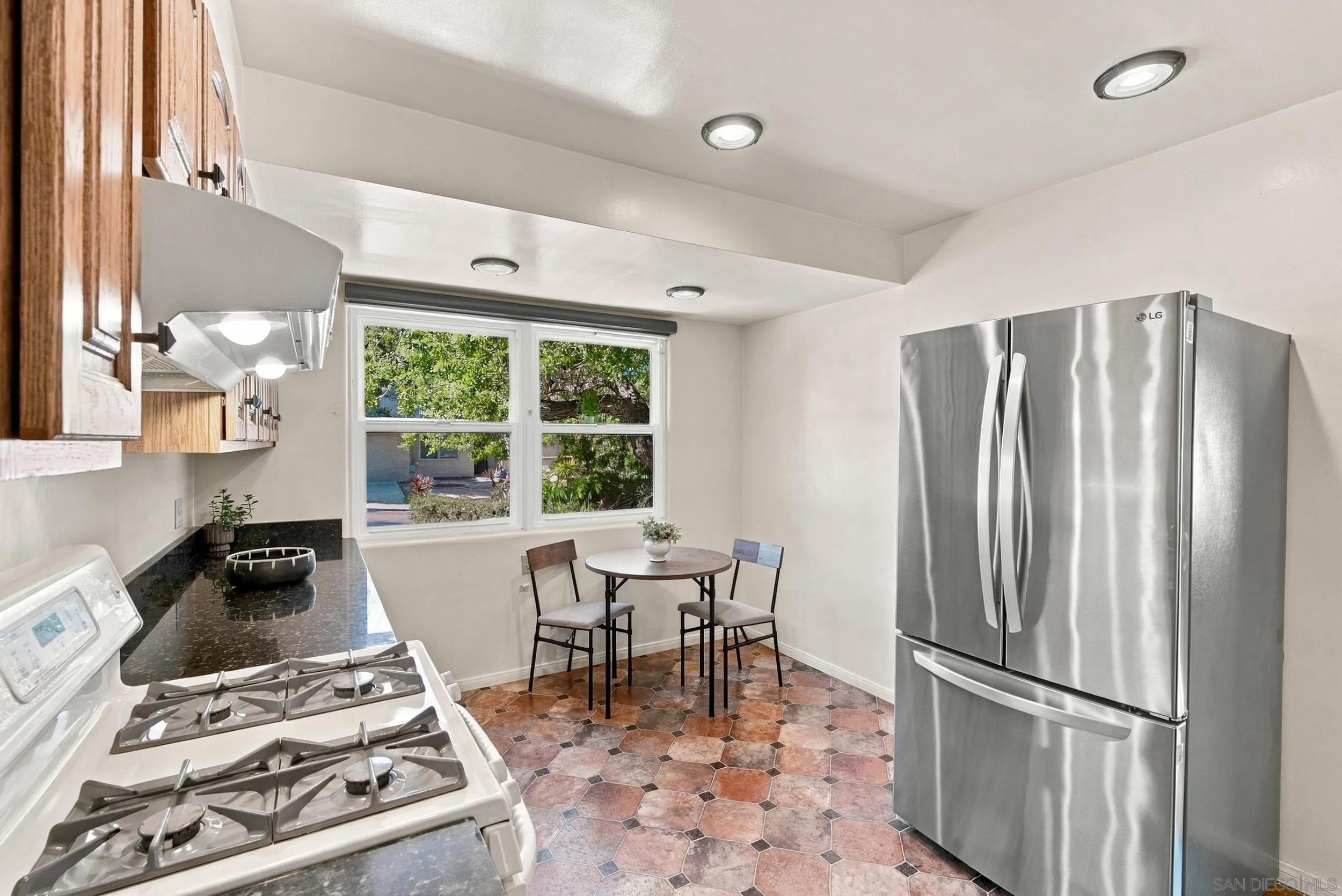 https://cdn.realtyfeed.com/cdn/127/260024071/59a9290265efaad9b1493c4fe3322b12.webp