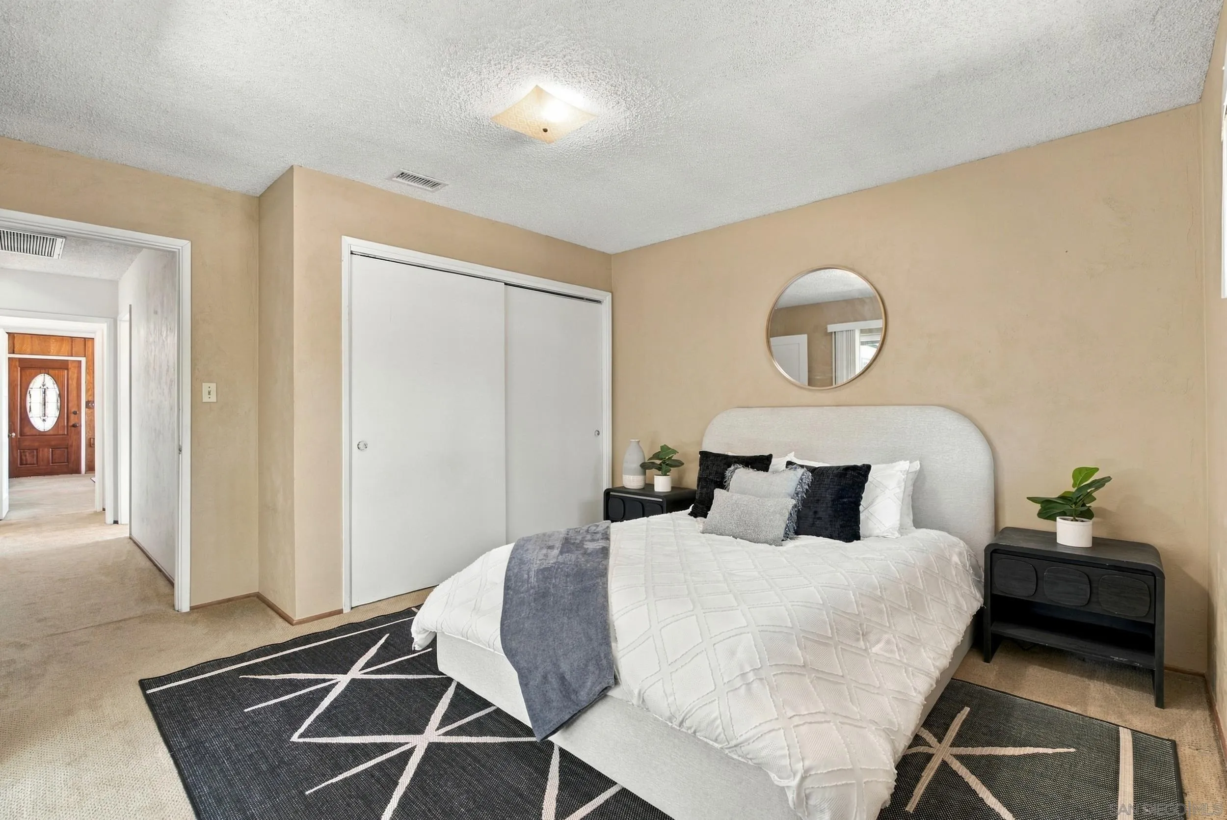 https://cdn.realtyfeed.com/cdn/127/260024071/9609452324c702925fb92cec11e47681.webp