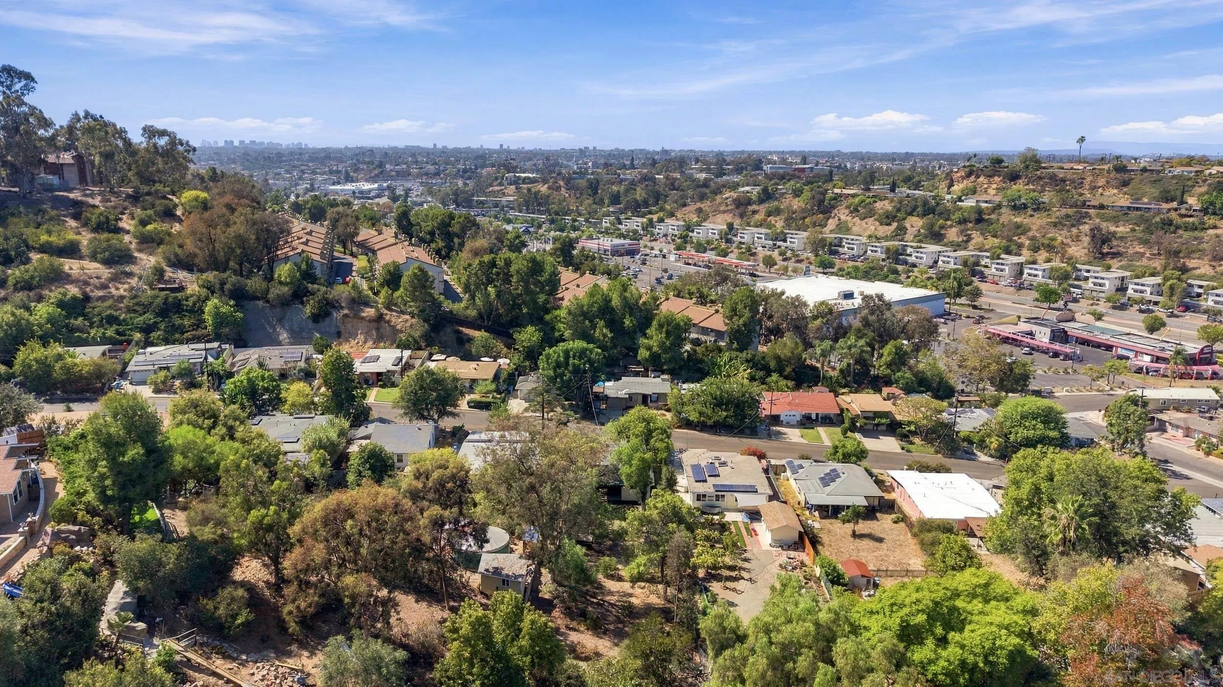 https://cdn.realtyfeed.com/cdn/127/260024071/d331722aa0cc80a84fcd7dba1d7f01a7.webp