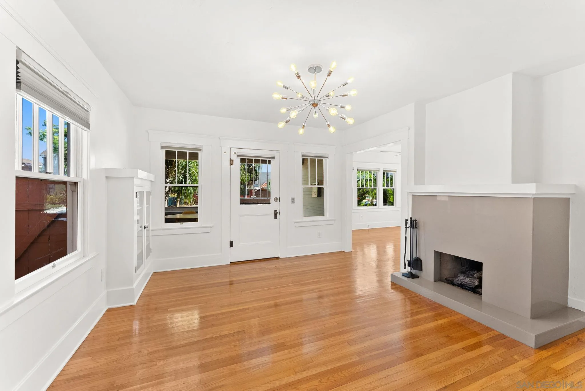 https://cdn.realtyfeed.com/cdn/127/260024073/8c1ddd062ea16050ff35f993cb205388.webp