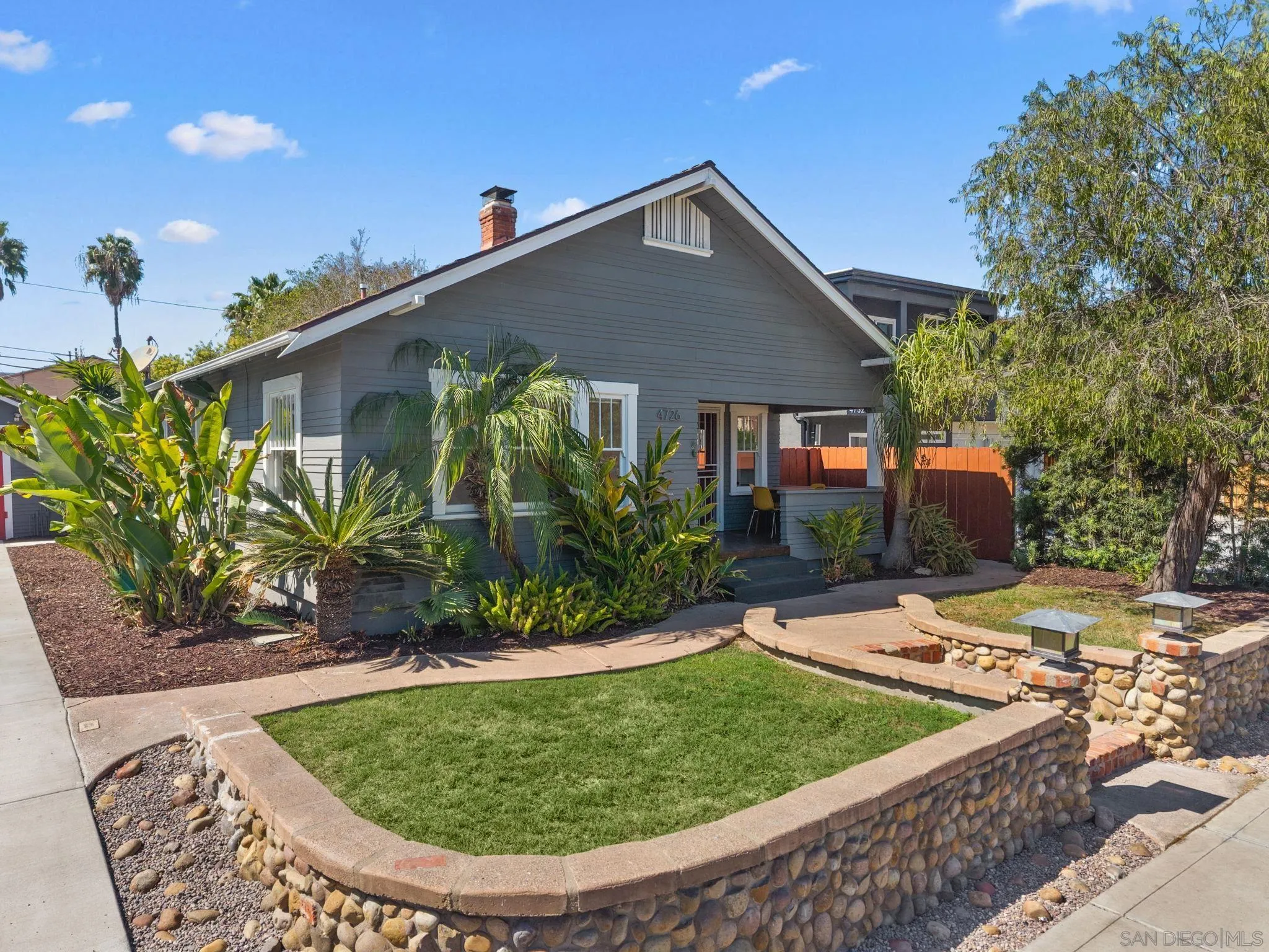https://cdn.realtyfeed.com/cdn/127/260024073/ccb6d055efd1ad86ddb37806ec86431a.webp