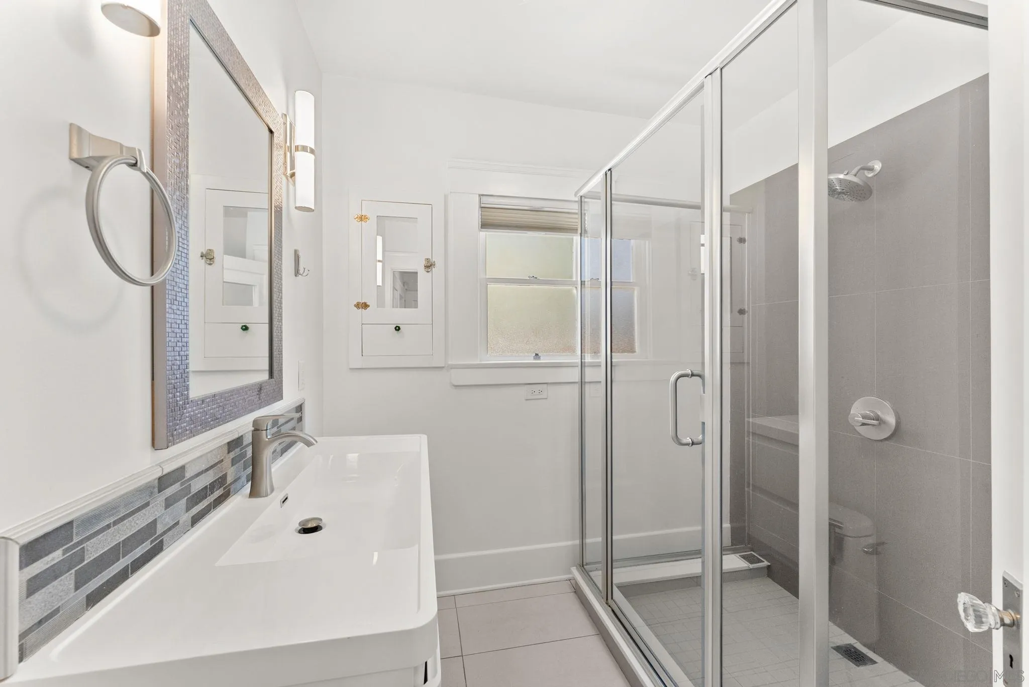 https://cdn.realtyfeed.com/cdn/127/260024073/fde0b609b5339c9b5bb19fe7c7dceb3c.webp