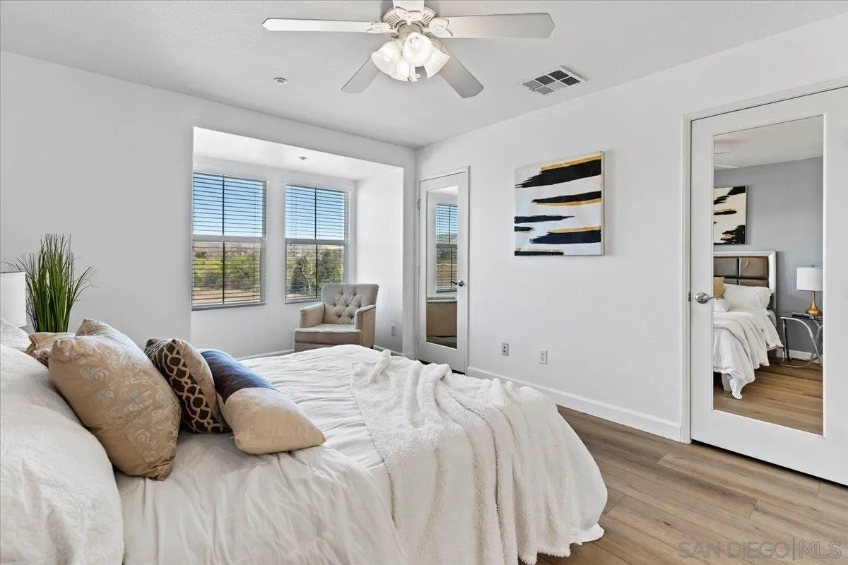 https://cdn.realtyfeed.com/cdn/127/260024075/440cce0601bd63fb004716307acb5059.webp