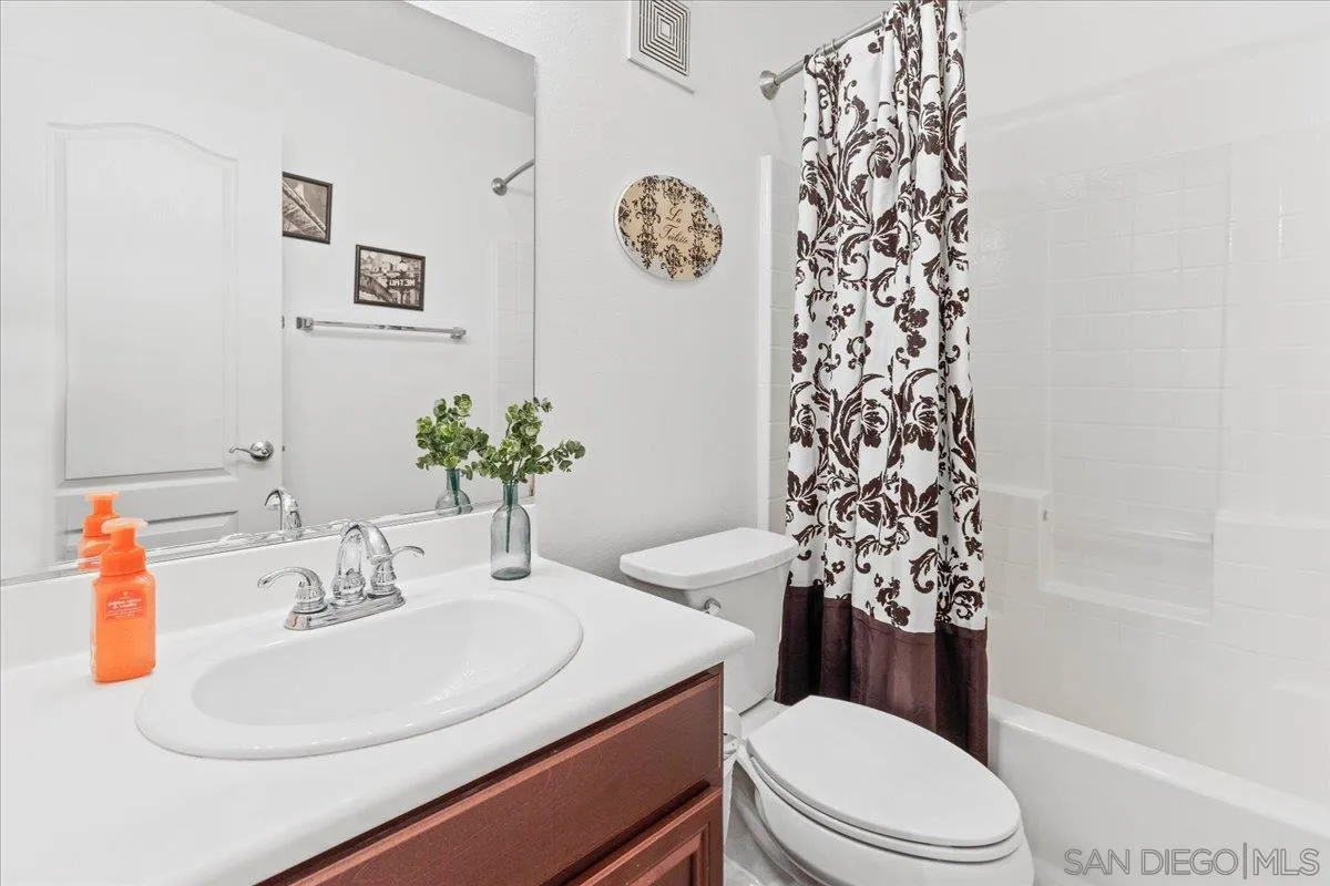 https://cdn.realtyfeed.com/cdn/127/260024075/57f210db252fec29c4c24a80f1118b26.webp