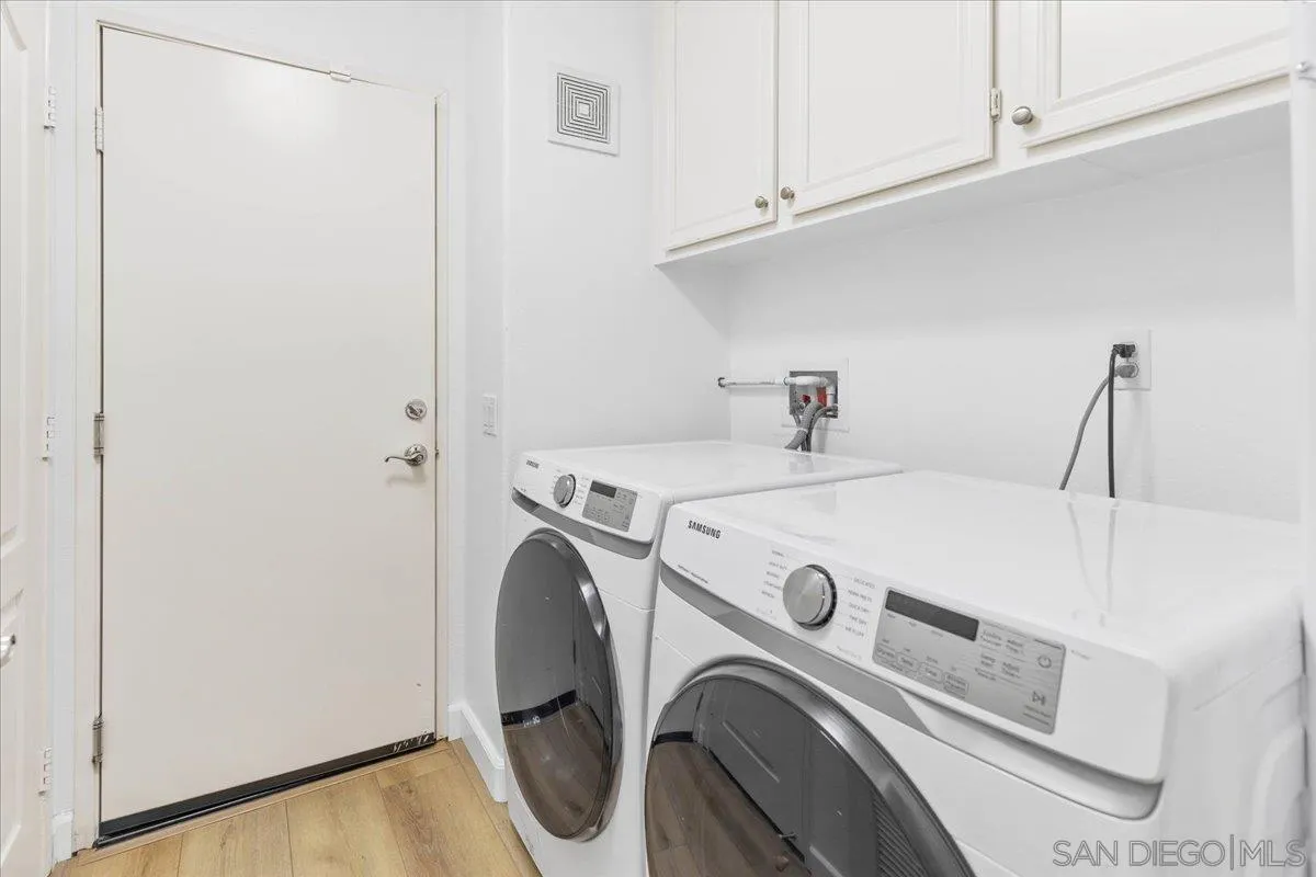 https://cdn.realtyfeed.com/cdn/127/260024075/6986ff32884ed9f95ffad28b3dbfe7c9.webp