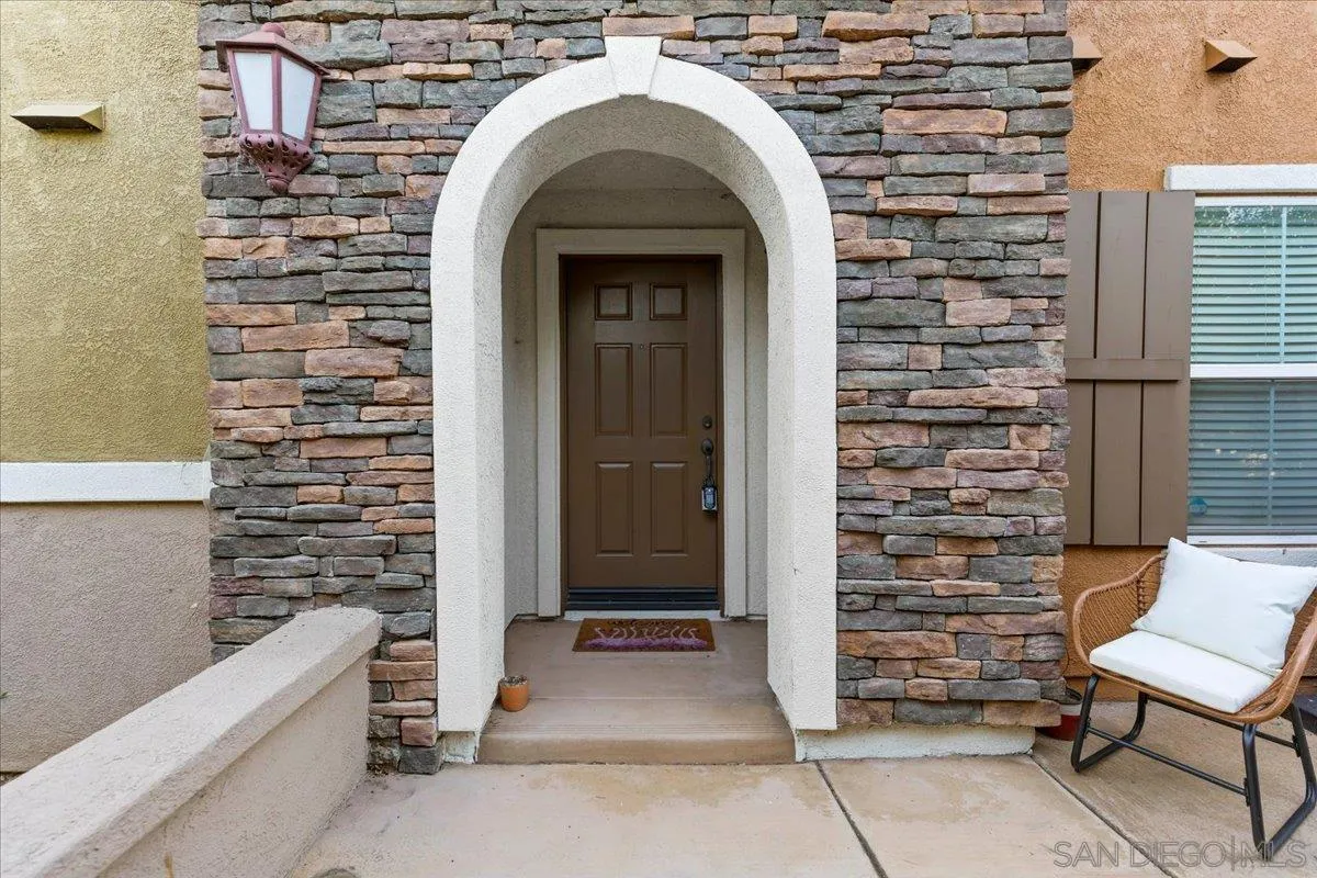 https://cdn.realtyfeed.com/cdn/127/260024075/b186ef39aeec8ff224048f4c85e42c95.webp
