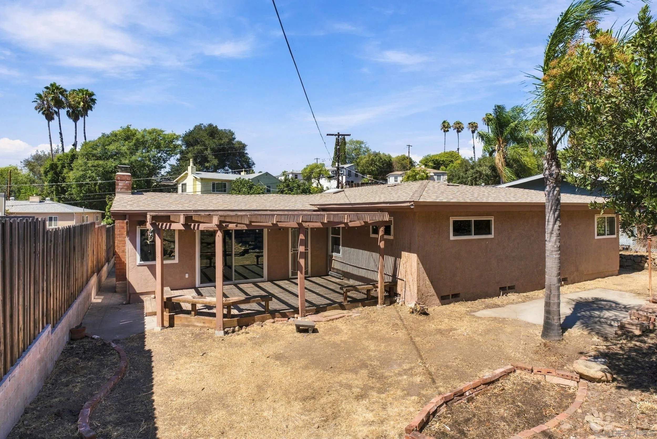 https://cdn.realtyfeed.com/cdn/127/260024076/26344faab0d06770634f75c1c4e95a22.webp