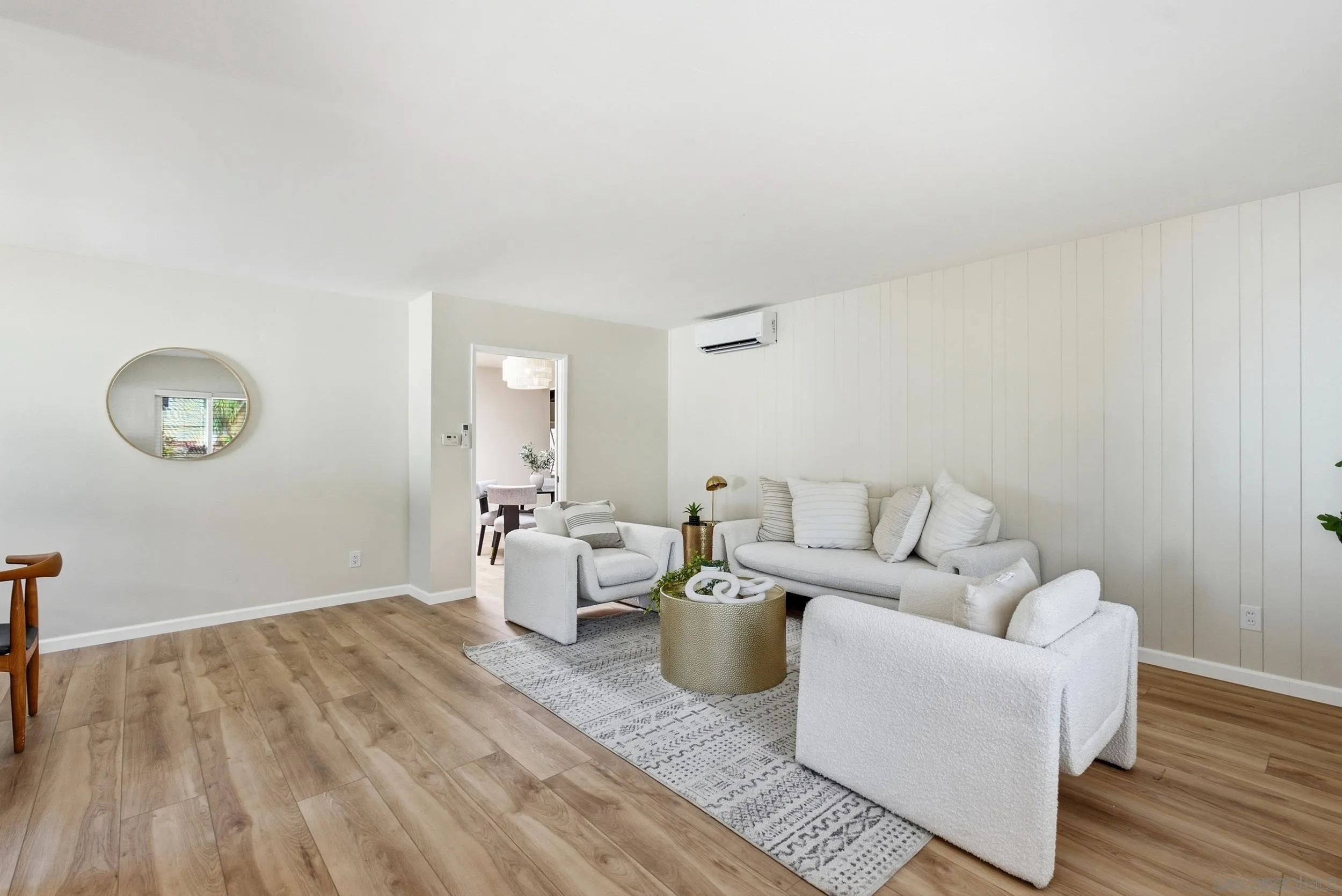 https://cdn.realtyfeed.com/cdn/127/260024076/5d720efb0f2c7333471604b8d21c9f9b.webp