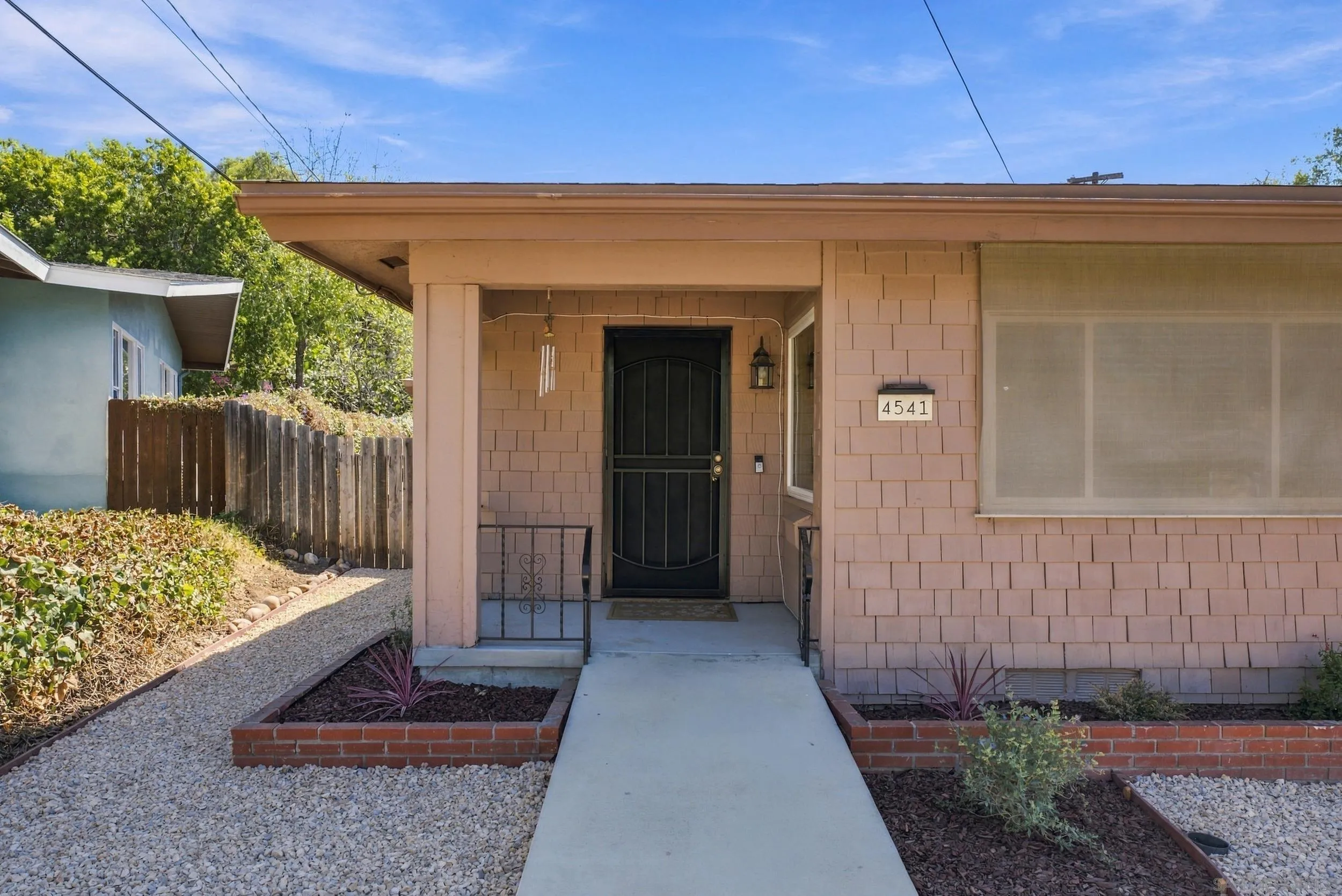 https://cdn.realtyfeed.com/cdn/127/260024076/5f27127852a228b2e961208b6e815578.webp