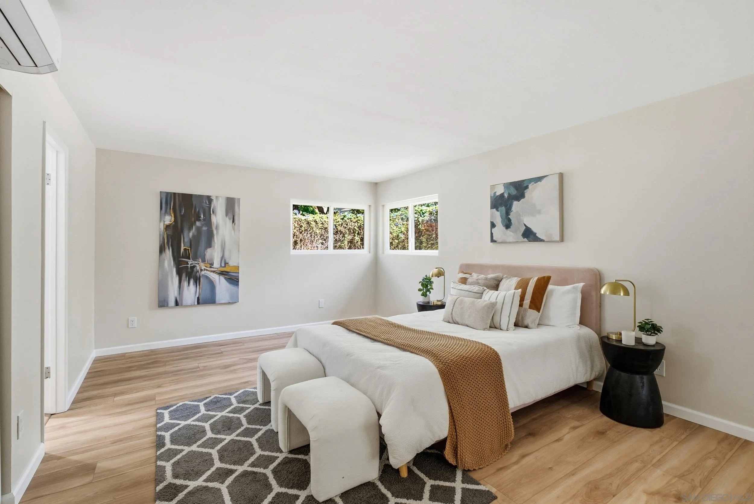 https://cdn.realtyfeed.com/cdn/127/260024076/7f8a9188edbc6192ca796ddc51e98c7c.webp