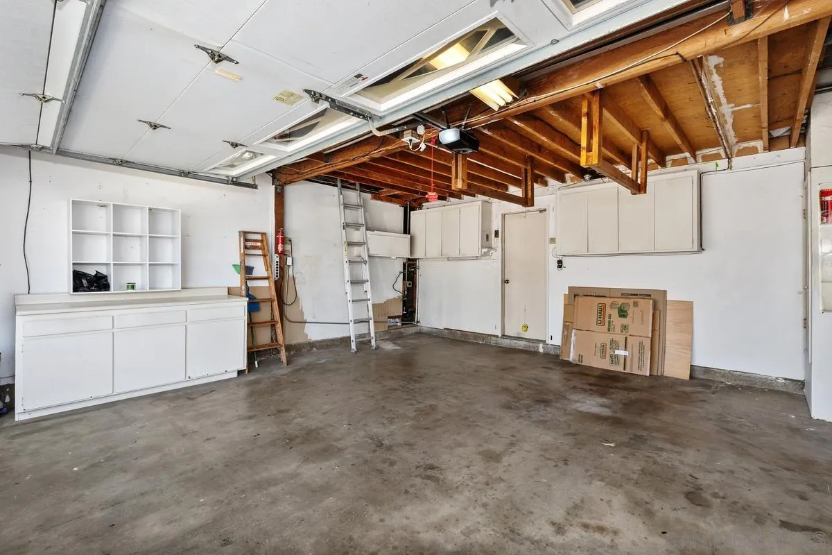 https://cdn.realtyfeed.com/cdn/127/260024080/877907266afdc0922efece0102210462.webp