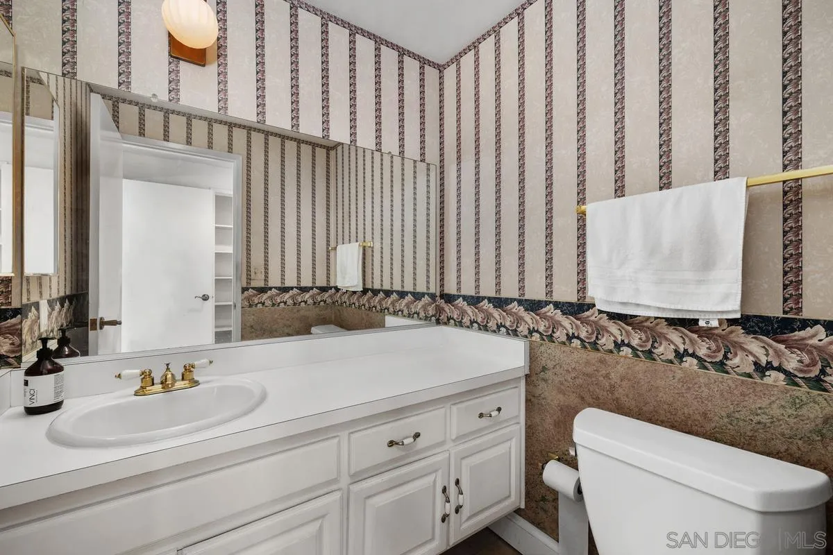 https://cdn.realtyfeed.com/cdn/127/260024080/c7194eb5ea7adc45a6831a36dbd55bdf.webp