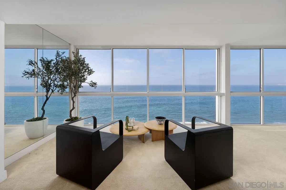 https://cdn.realtyfeed.com/cdn/127/260024082/0f92d7bfabd185a3182747a20a4f7295.webp