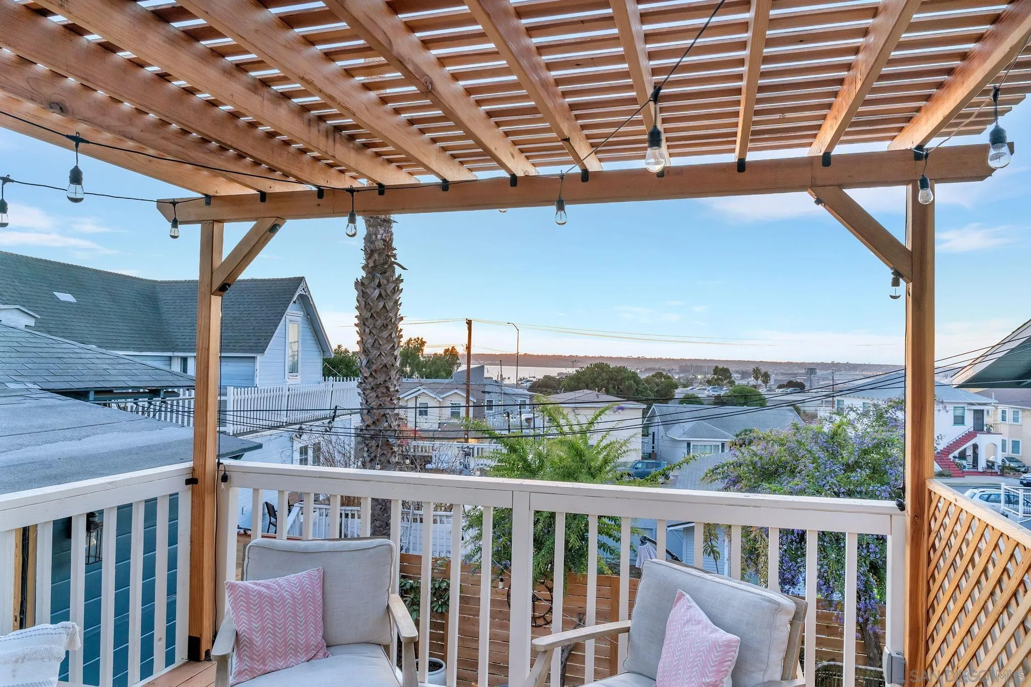 418 Ivy Street, San Diego, CA 92101, photo 9