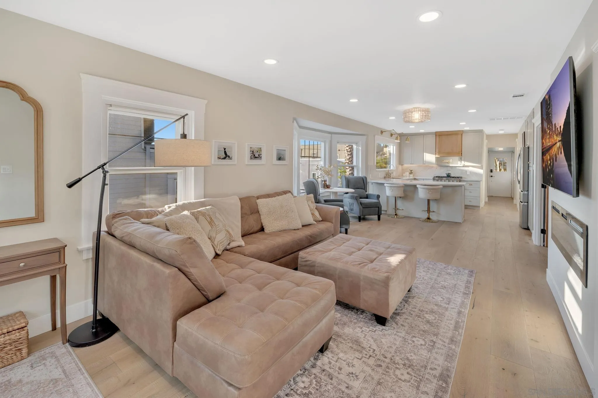418 Ivy Street, San Diego, CA 92101, photo 11