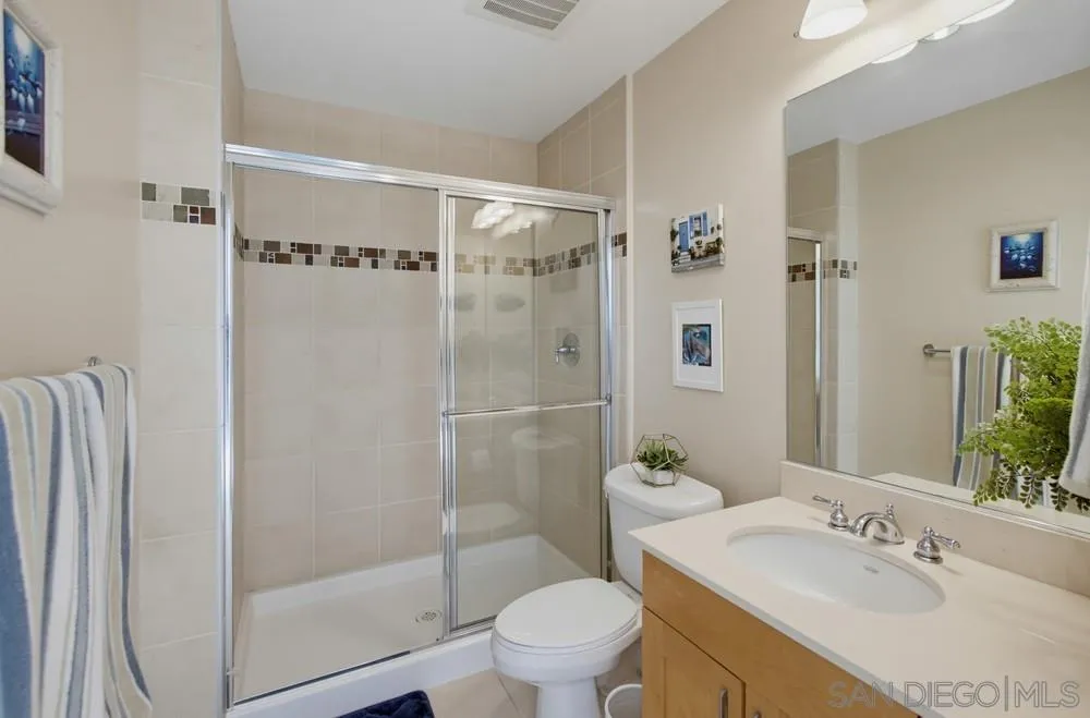 https://cdn.realtyfeed.com/cdn/127/260024084/b65c40011d26461b9b58b7d77fbcff57.webp