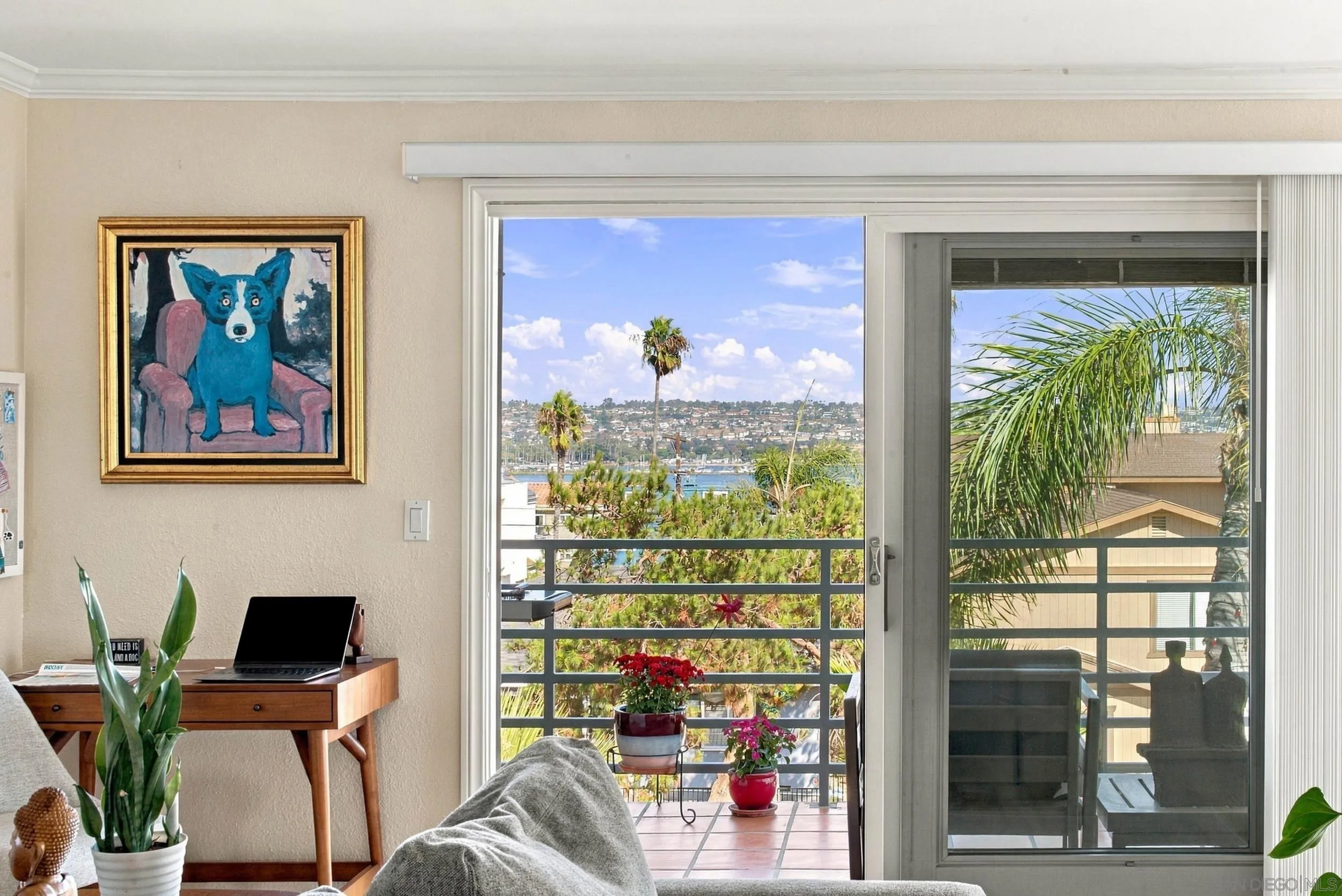 https://cdn.realtyfeed.com/cdn/127/260024088/06815cc211686ccb1203f5a3b535be26.webp