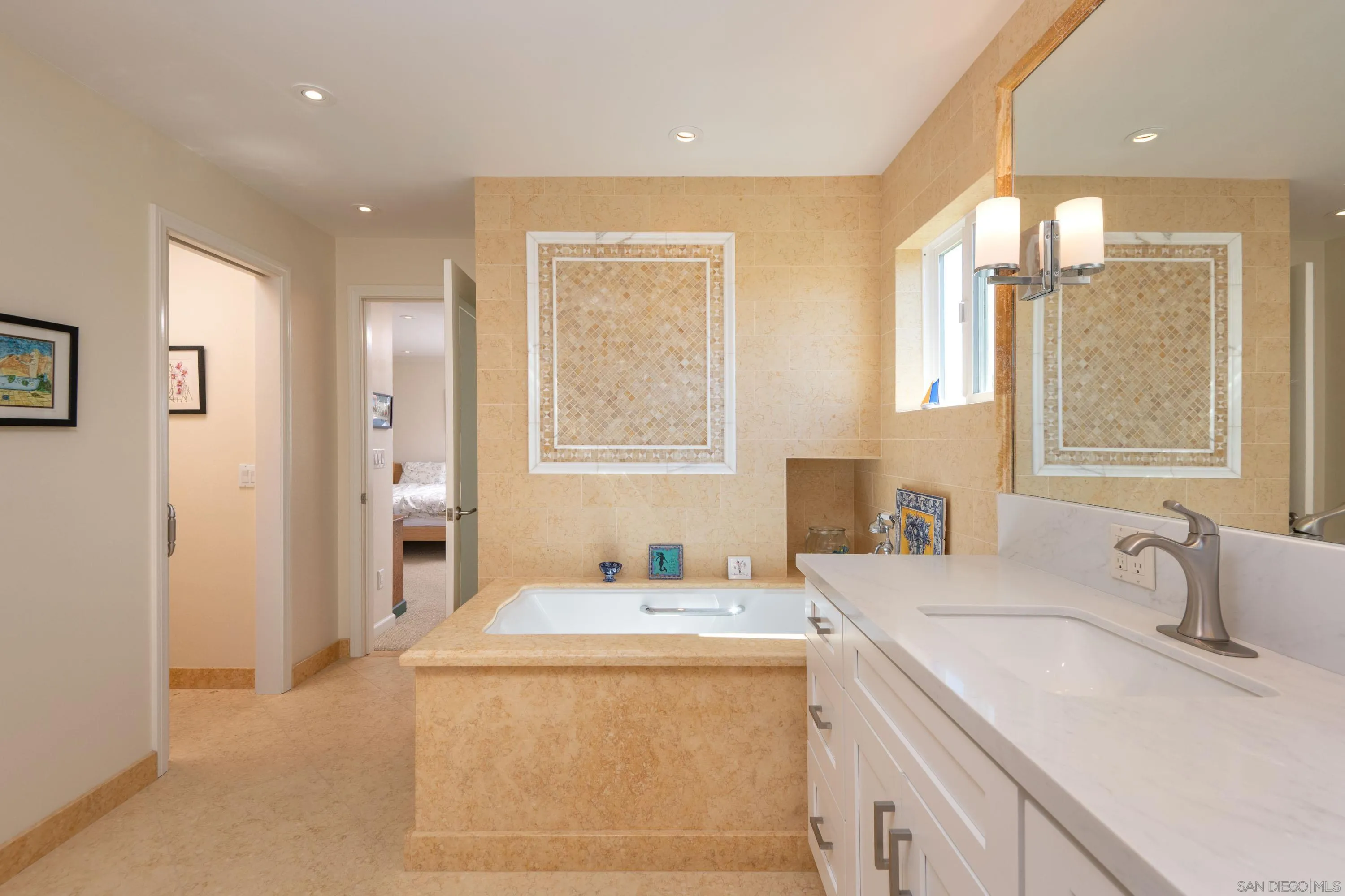 https://cdn.realtyfeed.com/cdn/127/260024088/36e1406c1e3069e0d55478a8c35a5ba0.webp
