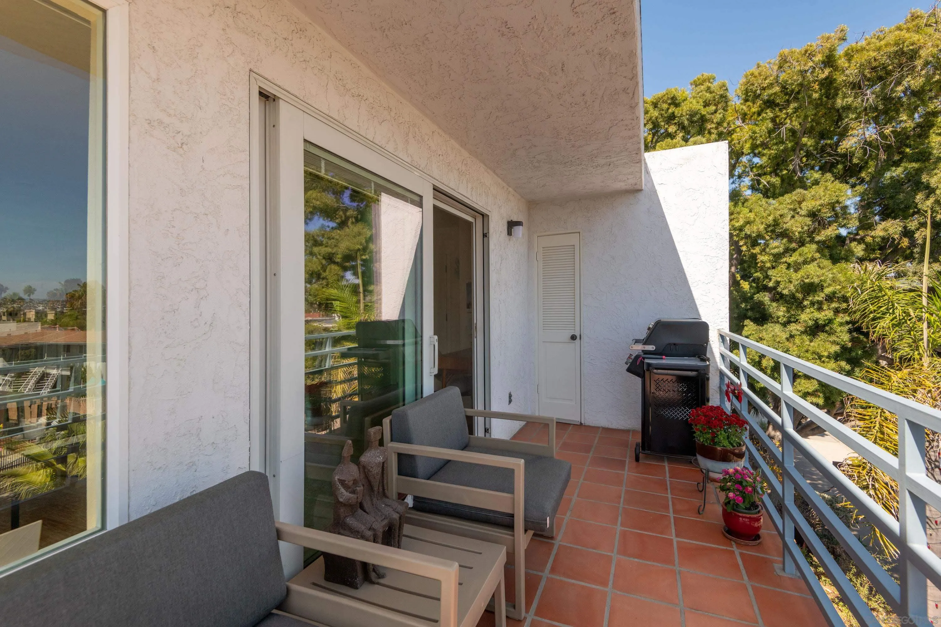 https://cdn.realtyfeed.com/cdn/127/260024088/58d64b173c397641daab0410f9c89cb1.webp