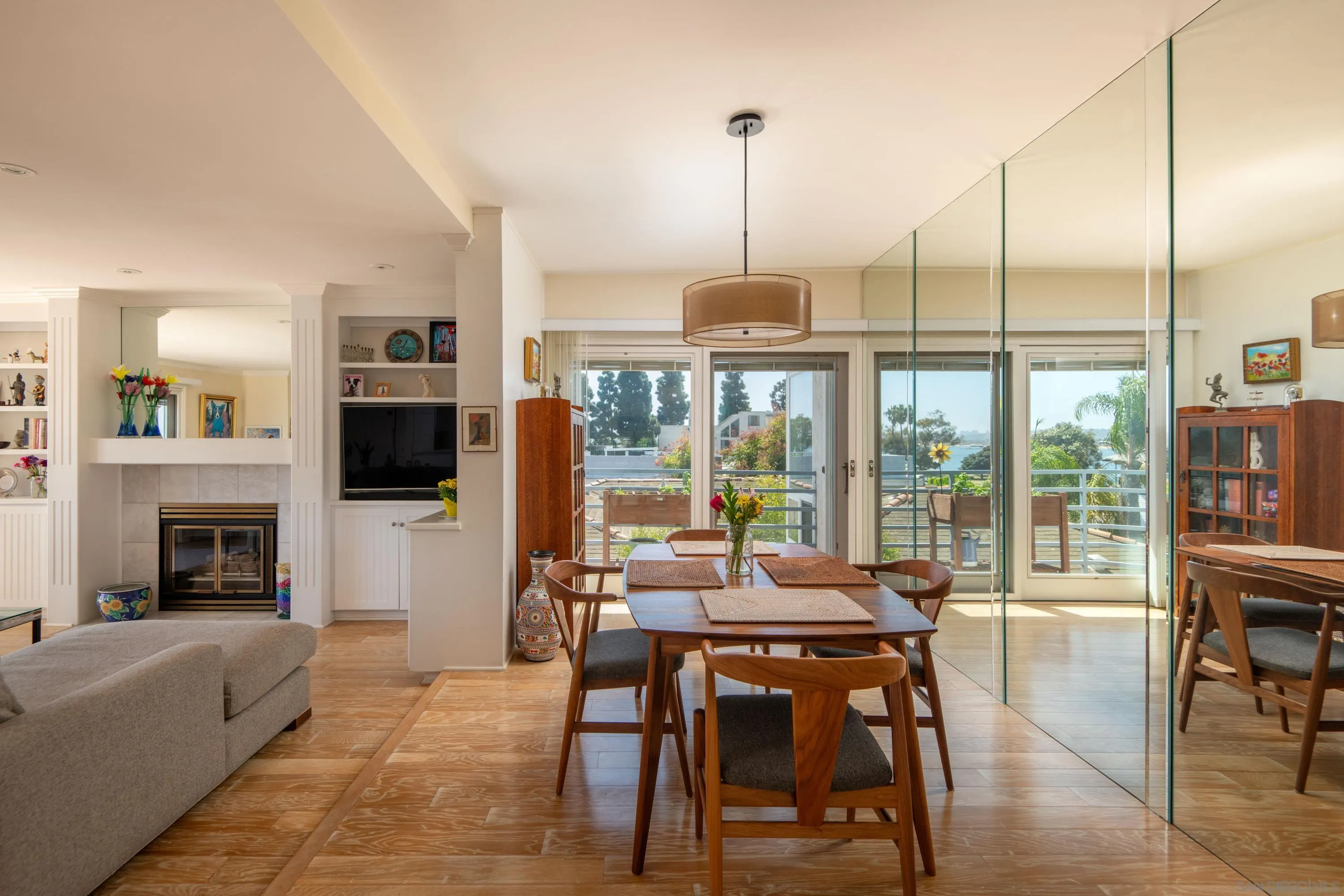 https://cdn.realtyfeed.com/cdn/127/260024088/cdf64d40e86dcd2a7cc719148fad1f5d.webp