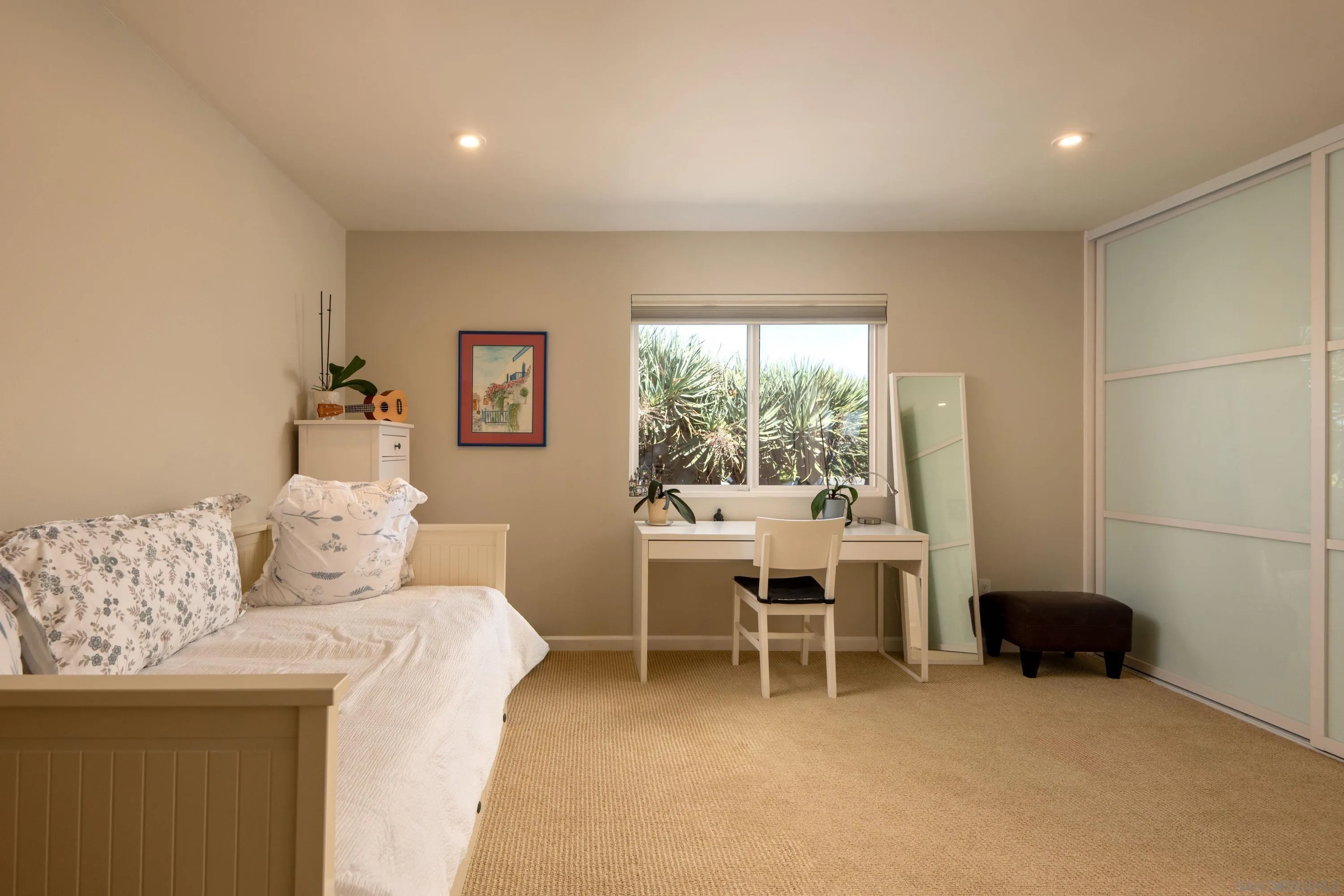 https://cdn.realtyfeed.com/cdn/127/260024088/da227e5e72013bd742d8ff6e6ba68f29.webp